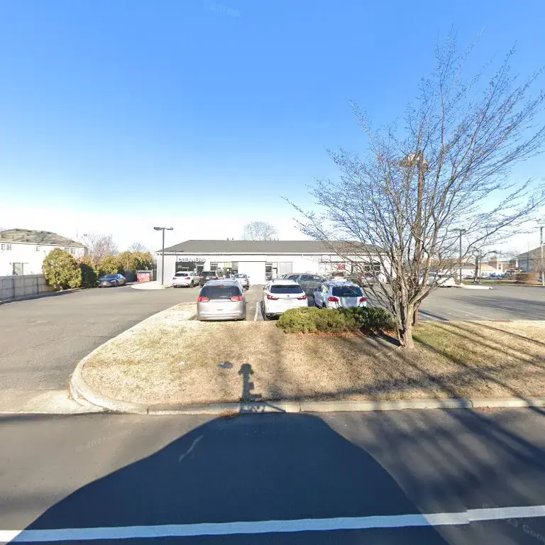 West Park Ave Laundry - Image 5