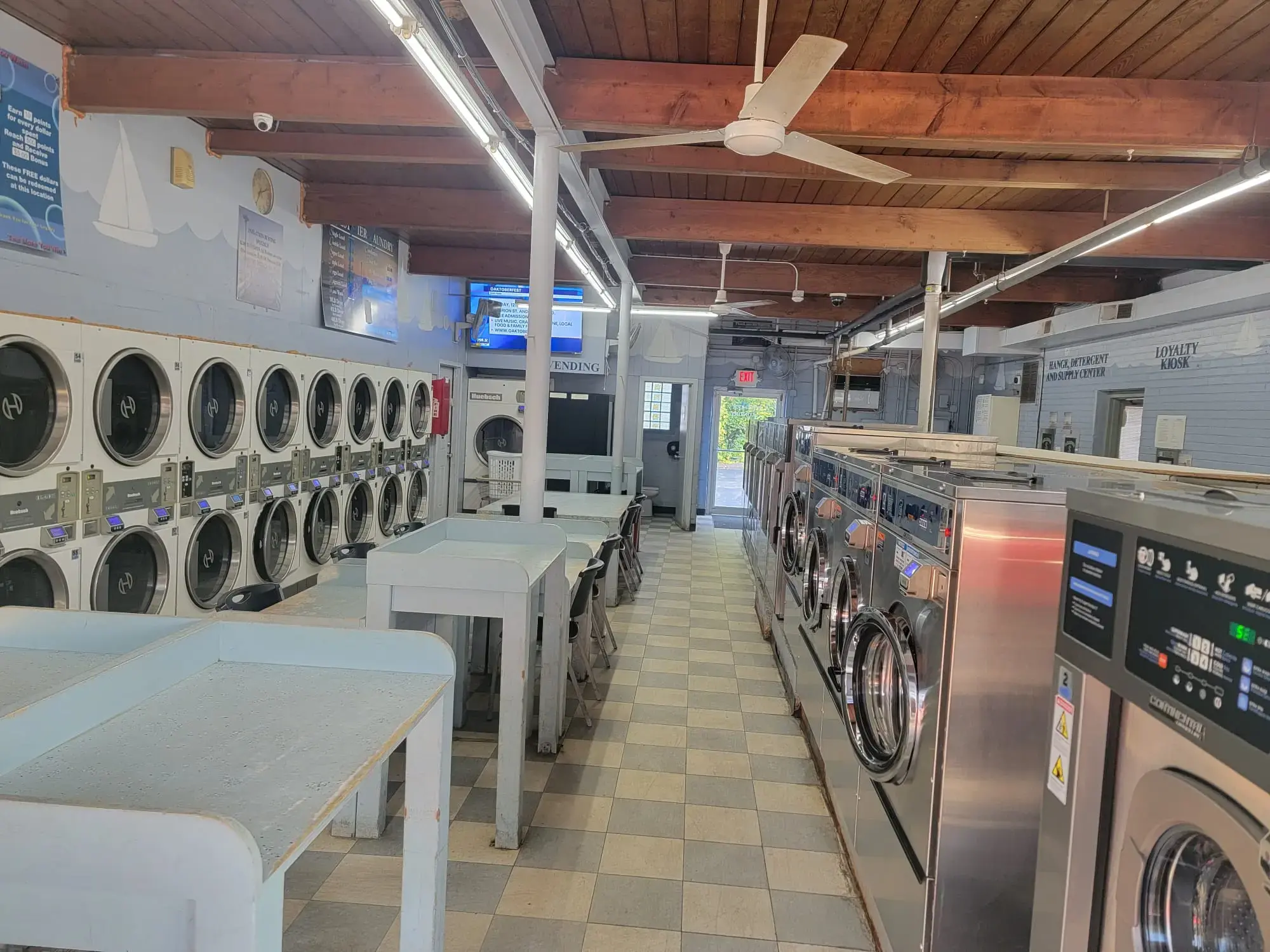 West Pier Laundry thumbnail 11
