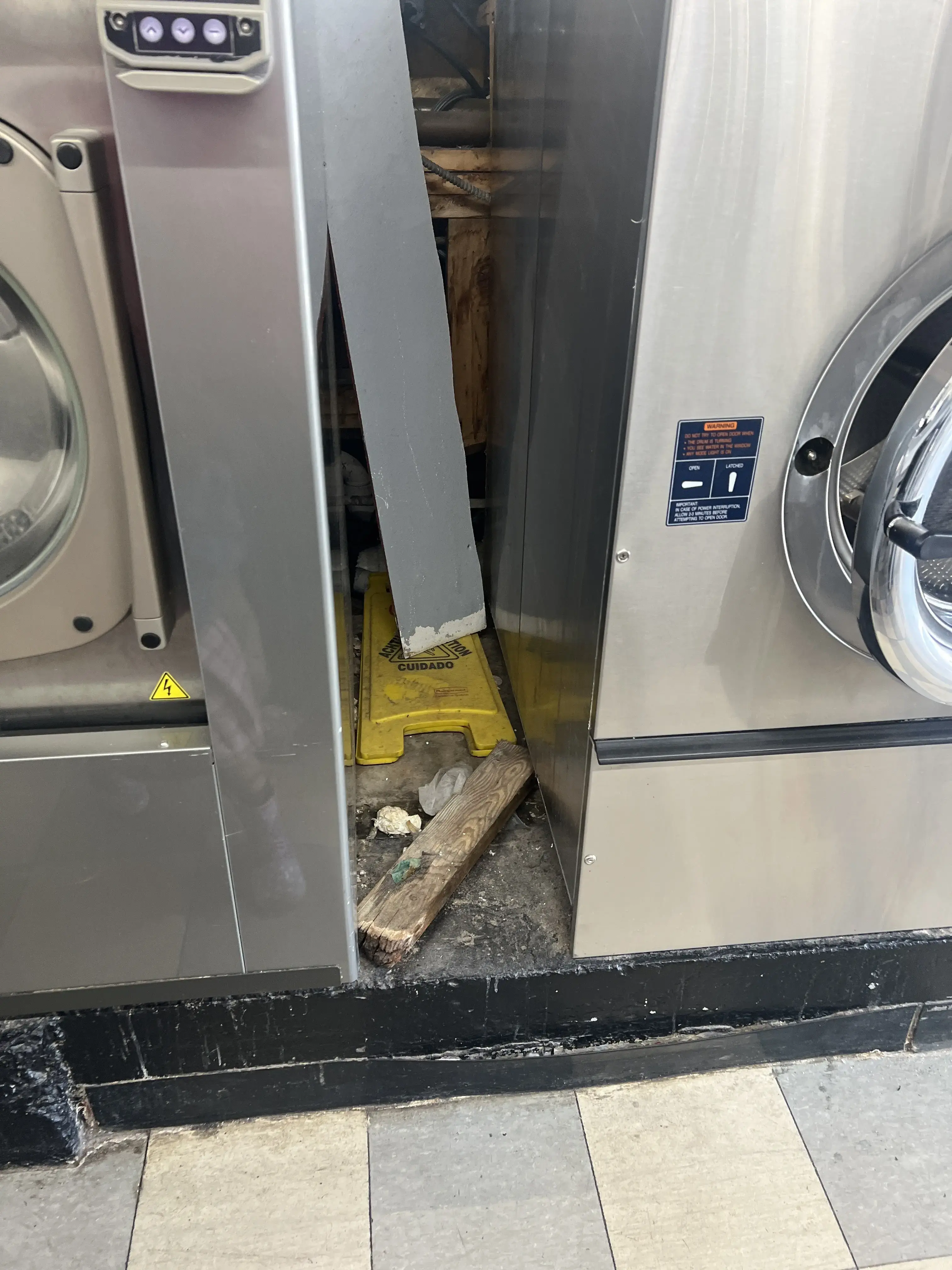 West Pier Laundry - Image 5