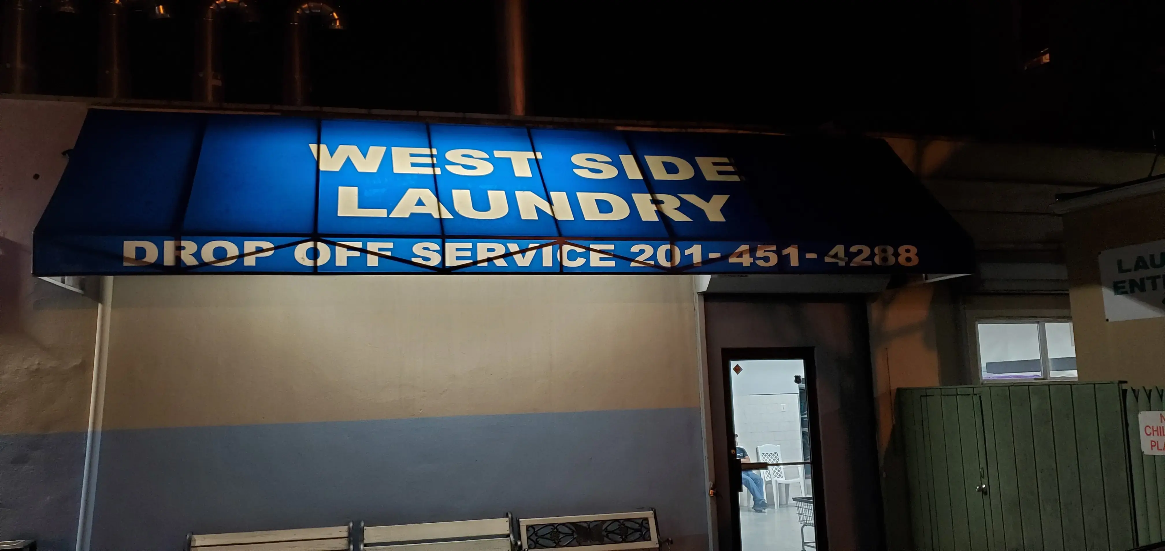 West Side Laundry thumbnail 7