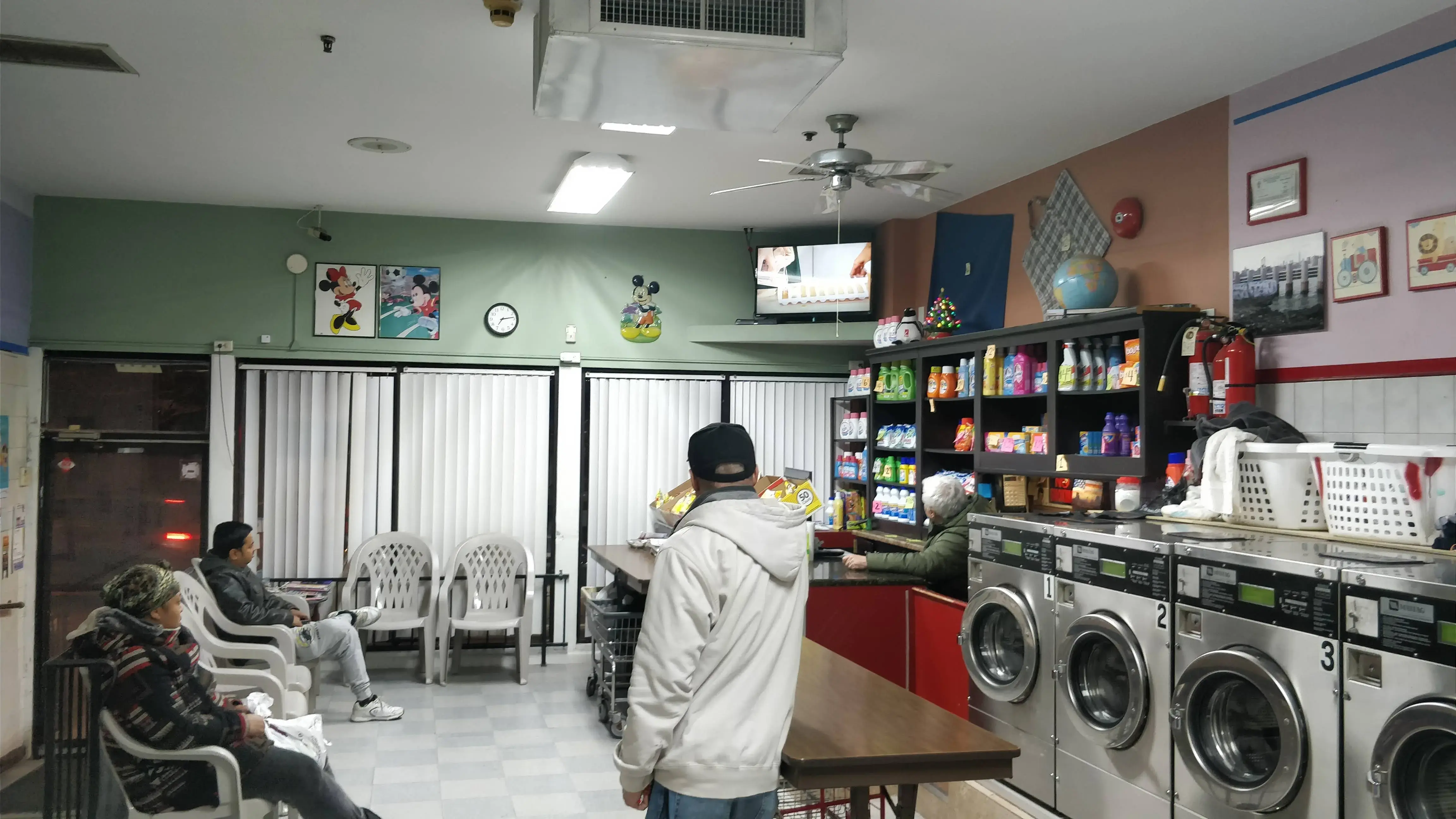 West Side Laundry - Image 18