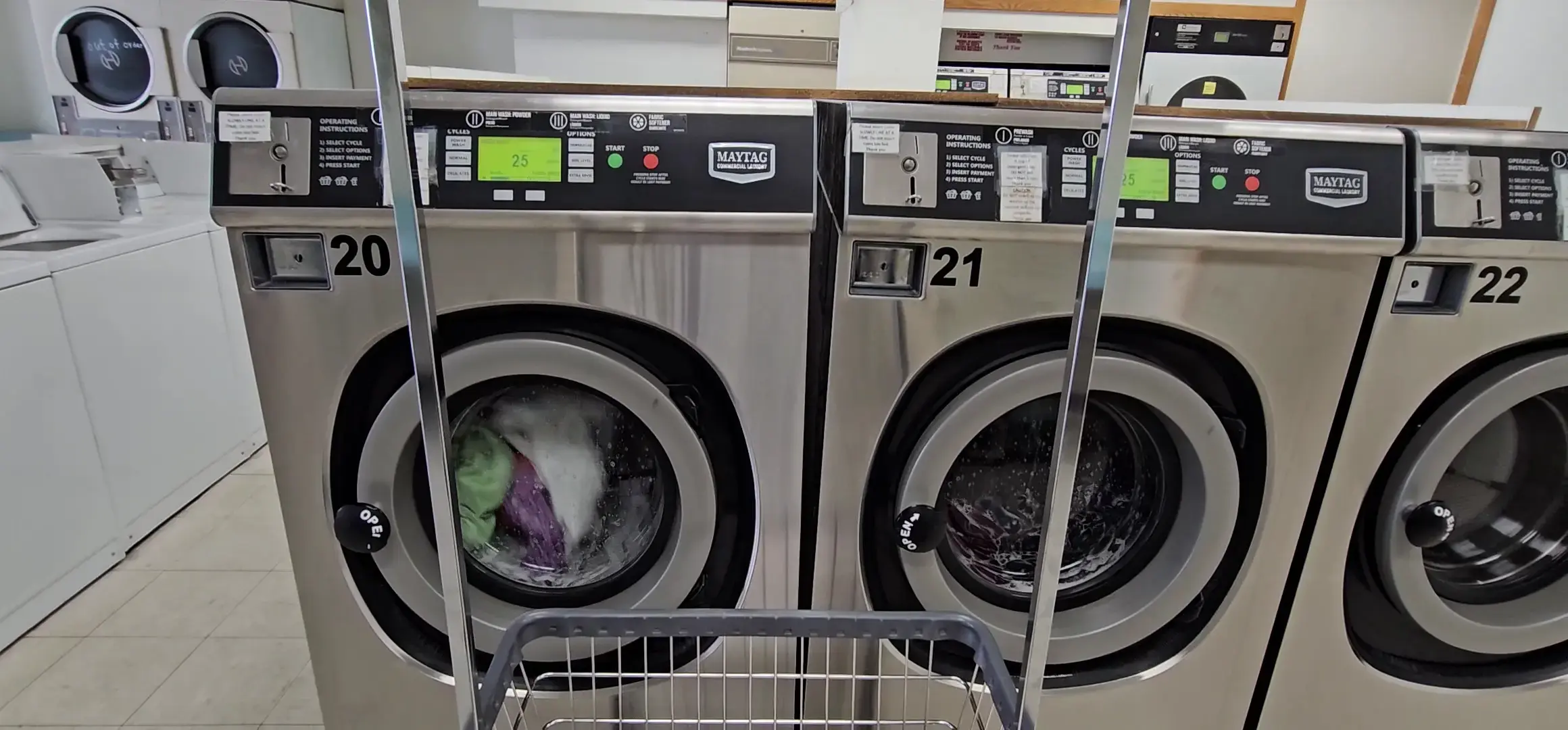 West Valley Dry Cleaners & Laundromat - Image 8