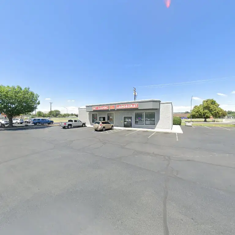 West Valley Dry Cleaners & Laundromat - Image 9
