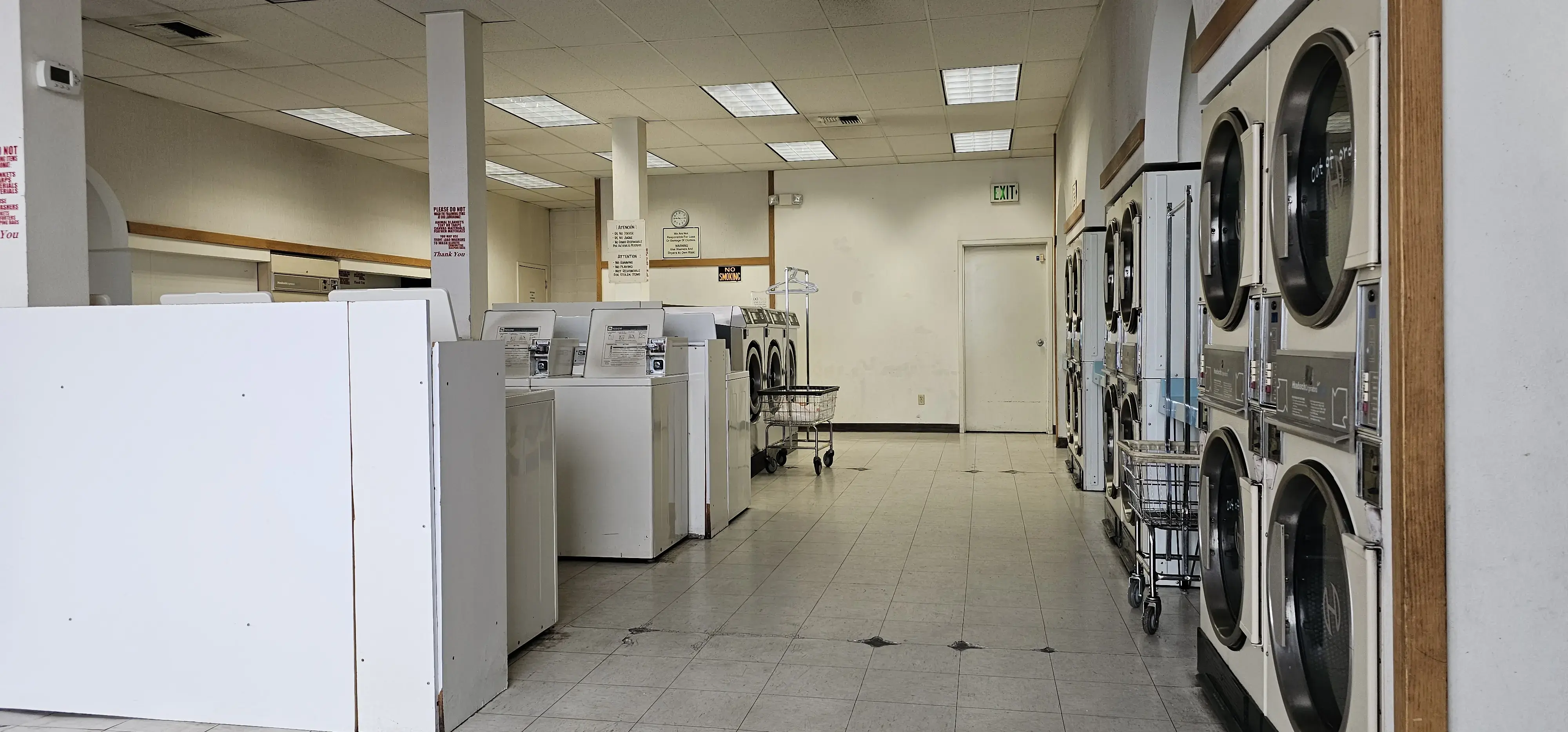 West Valley Dry Cleaners & Laundromat thumbnail 6