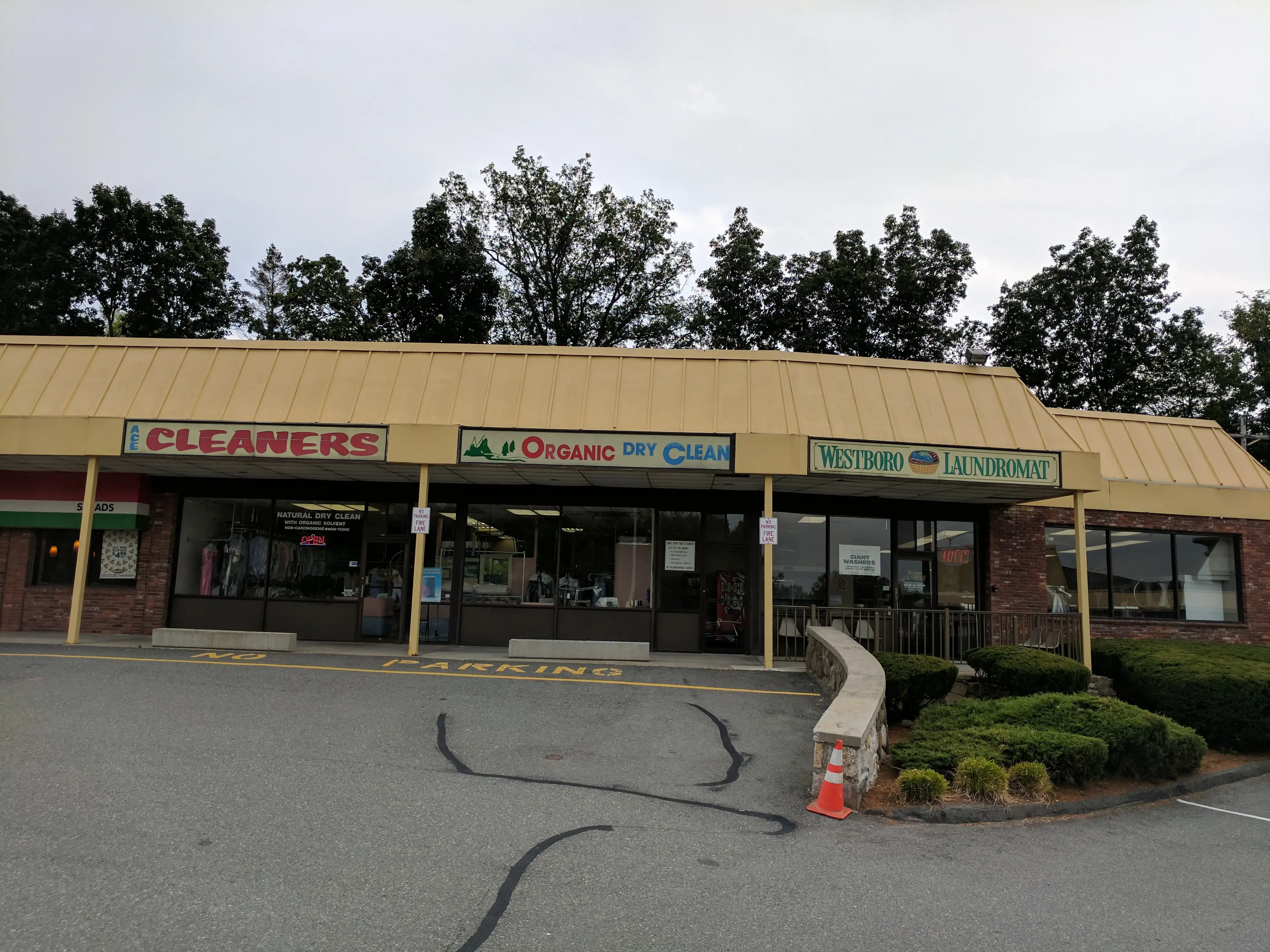 Westboro Laundromat thumbnail 3