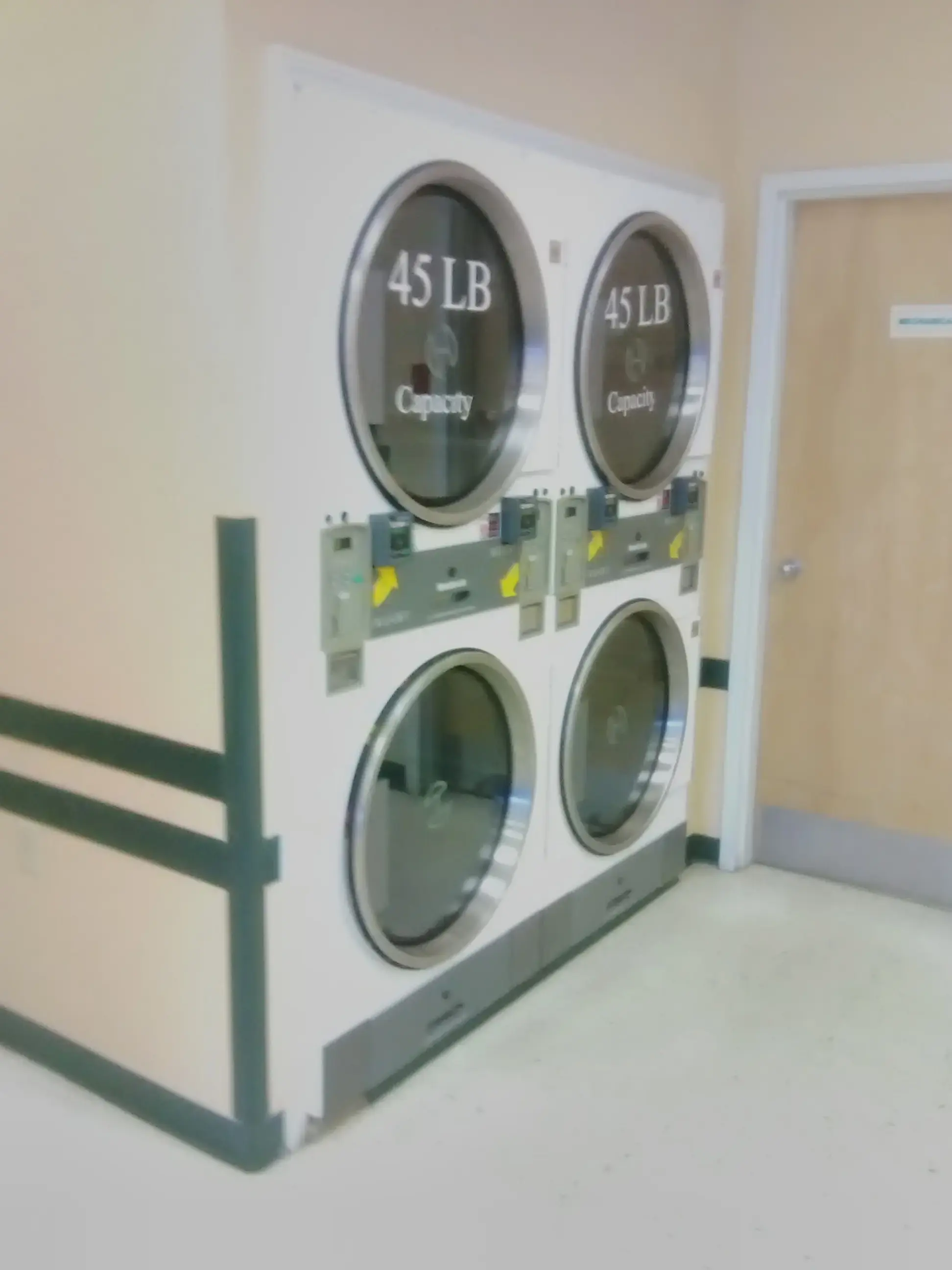 Western Ave. Laundromat thumbnail 5