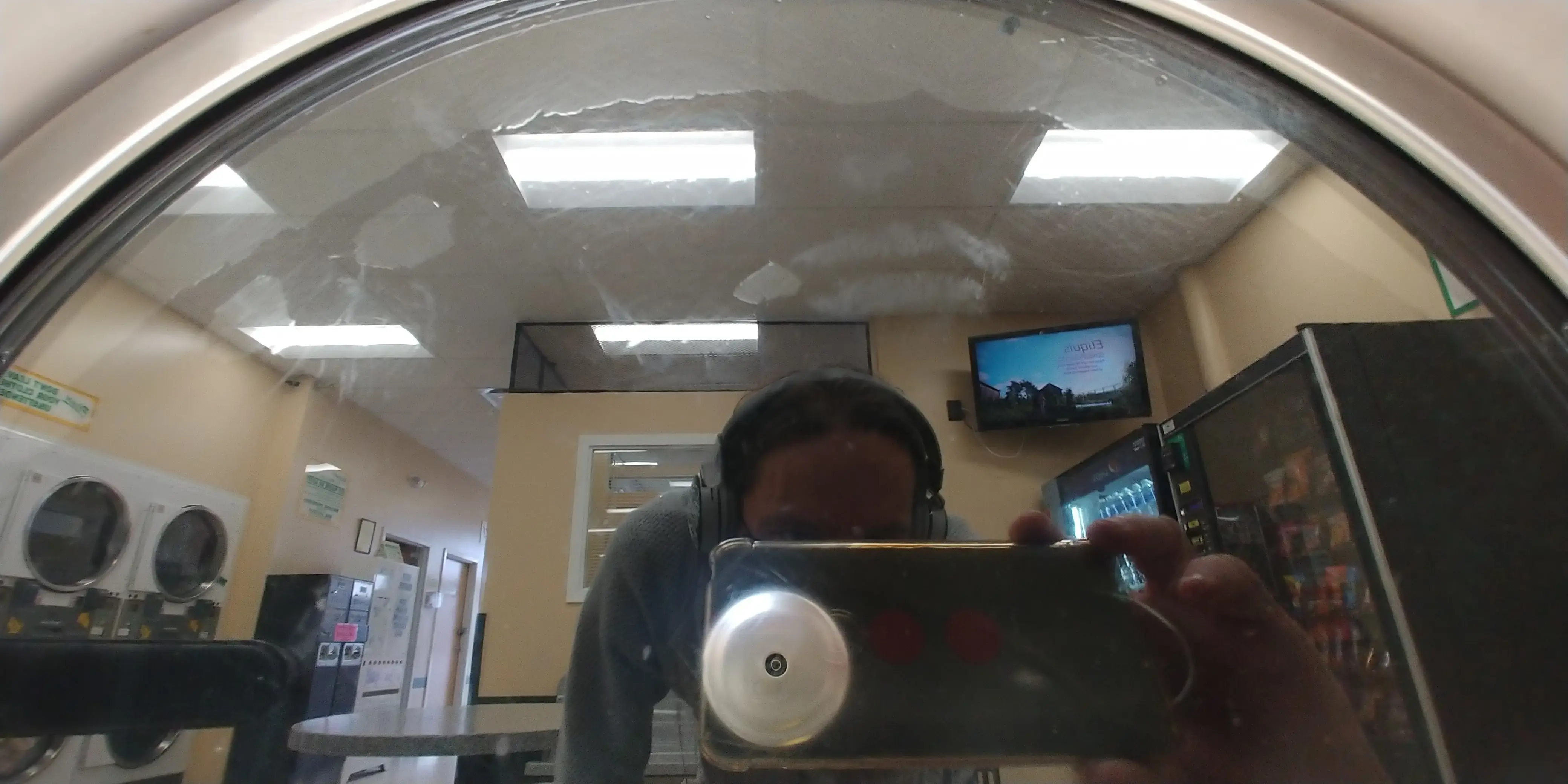 Western Ave. Laundromat thumbnail 7