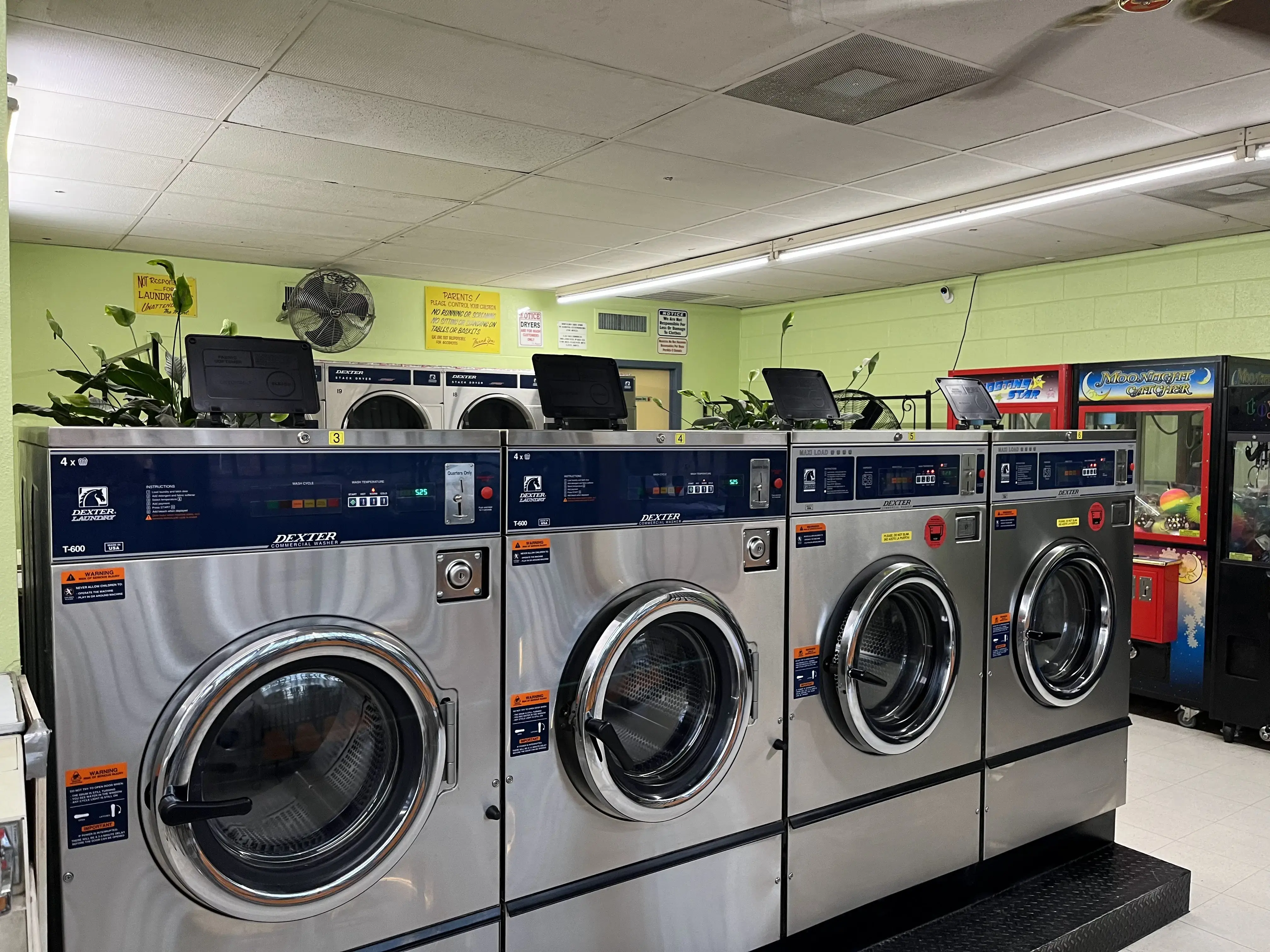 Western Hills Laundry thumbnail 2