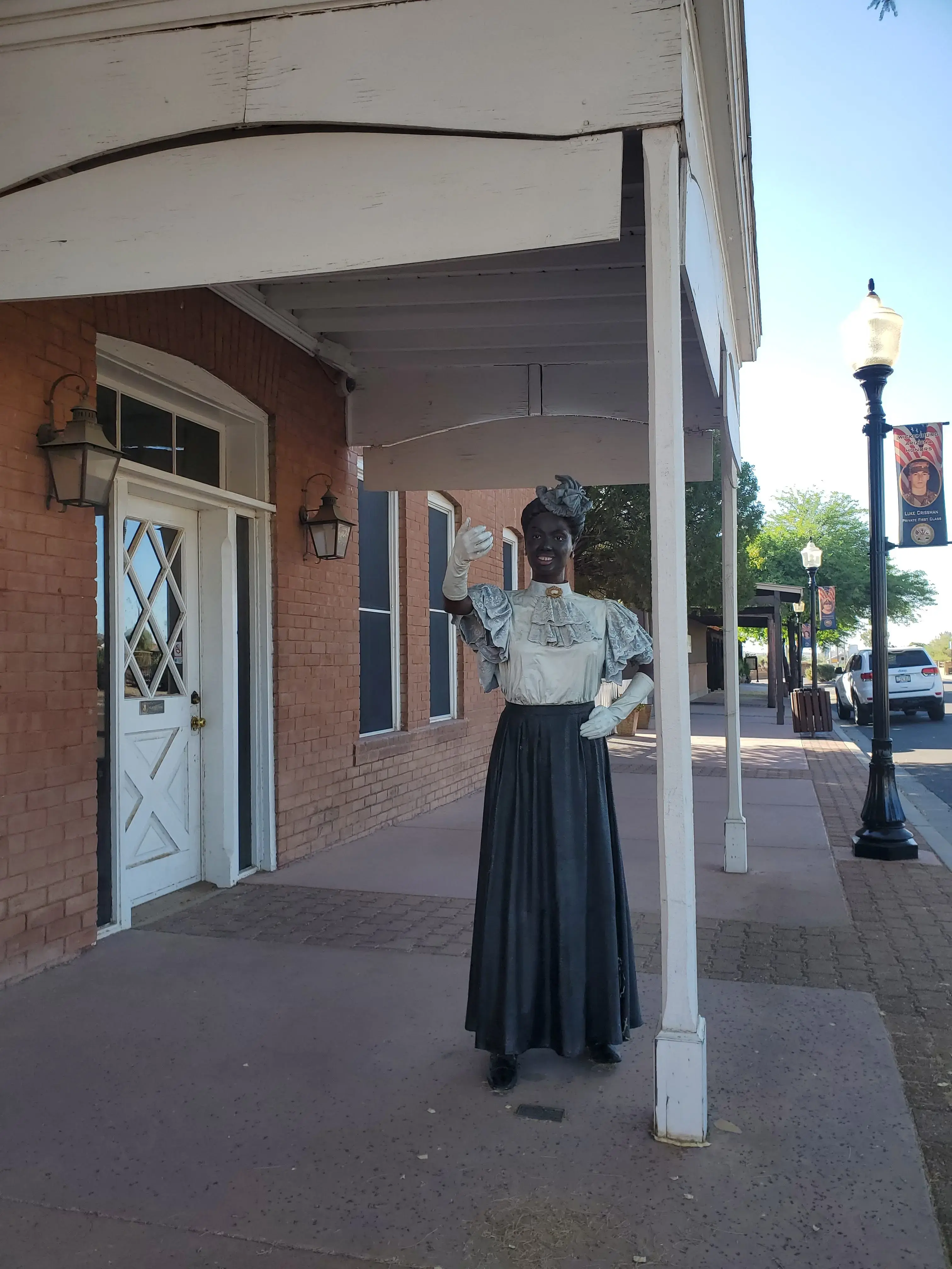 Western Laundry and Dry Cleaning Wickenburg - Image 8