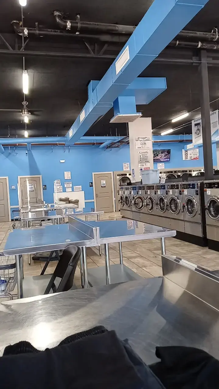 Westland Coin Laundry and Wash Dry Fold Drop Off Service - Image 11