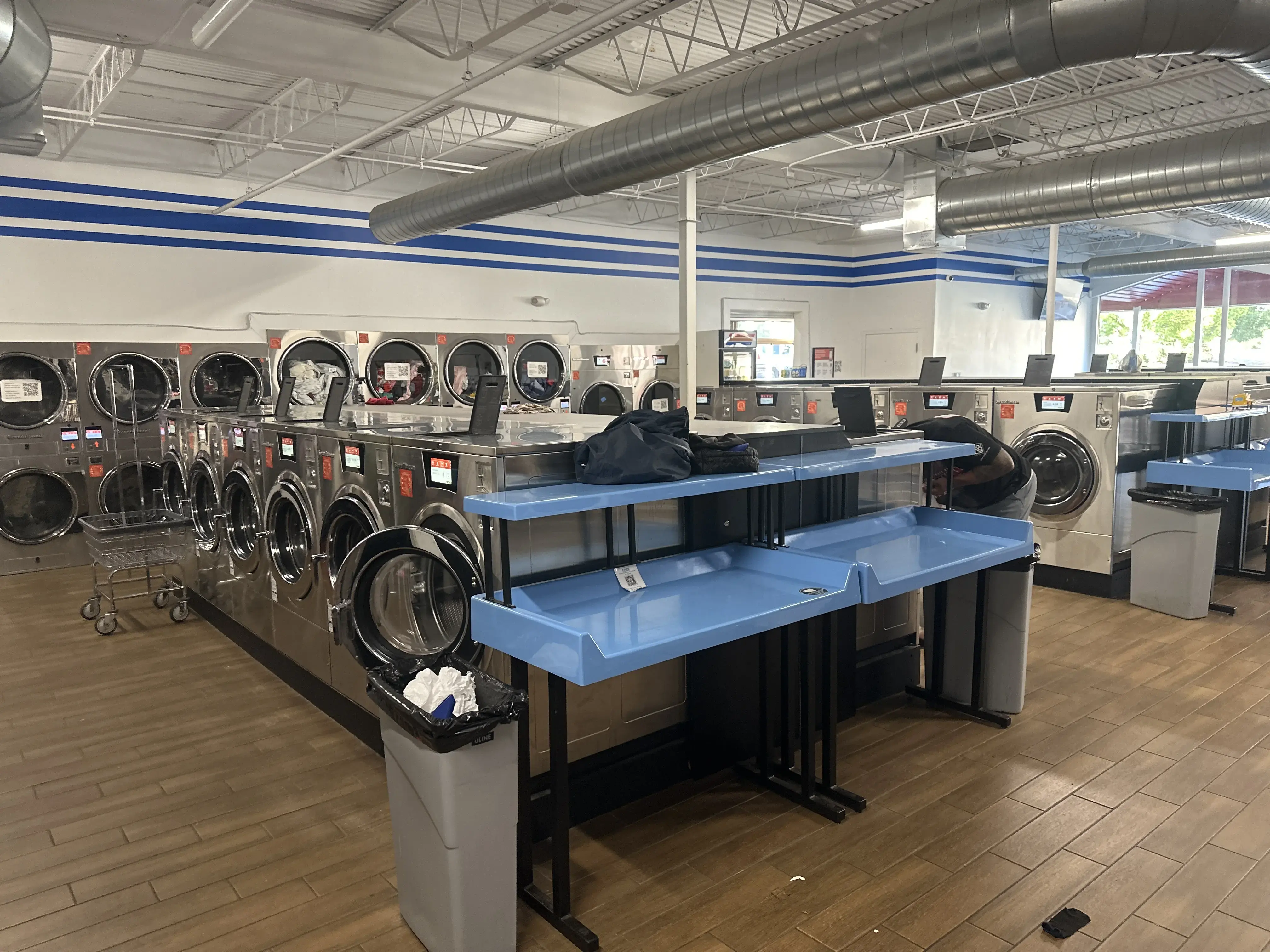 Westside Laundry - Image 4