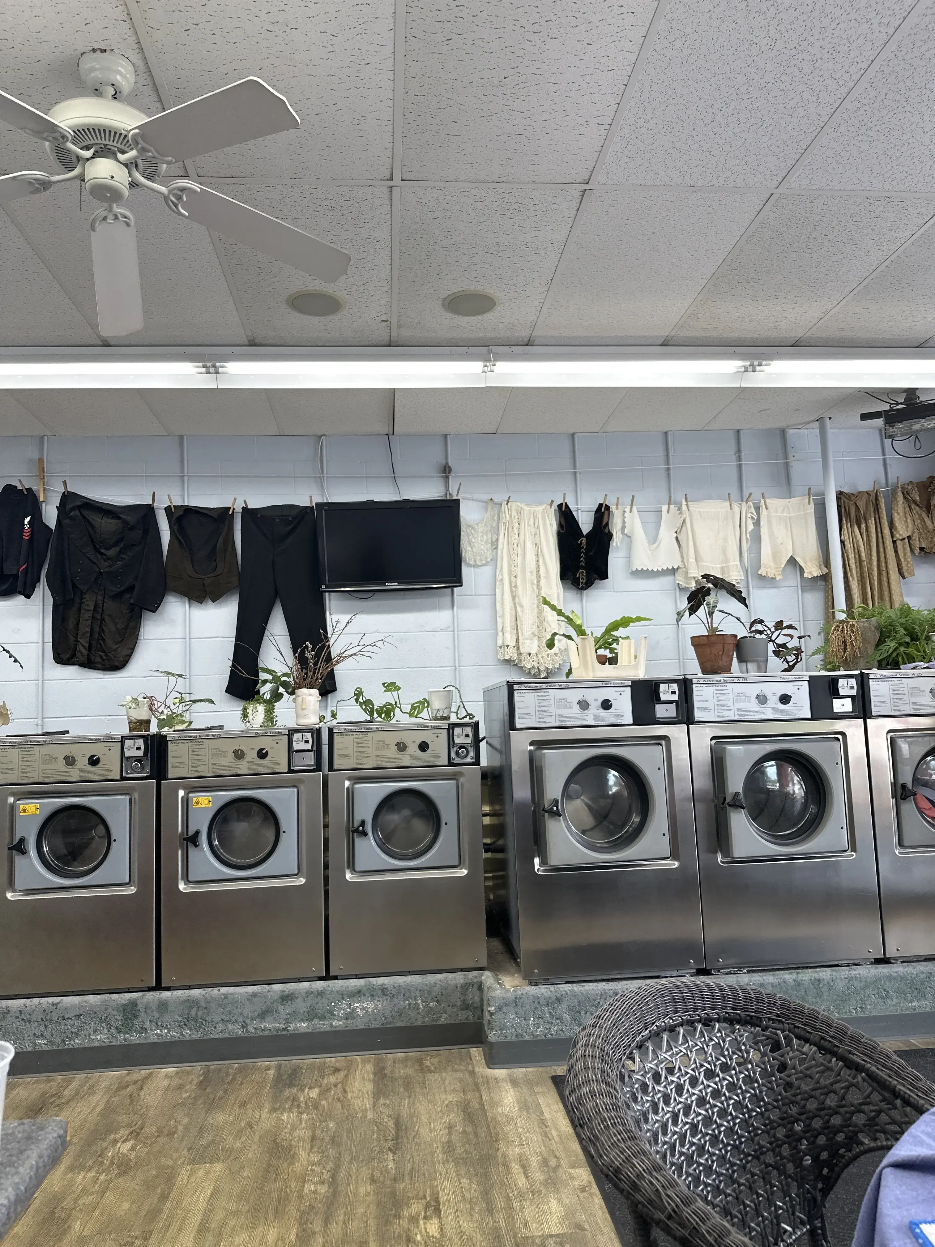 We've Got Your Sock Laundromat - Image 2