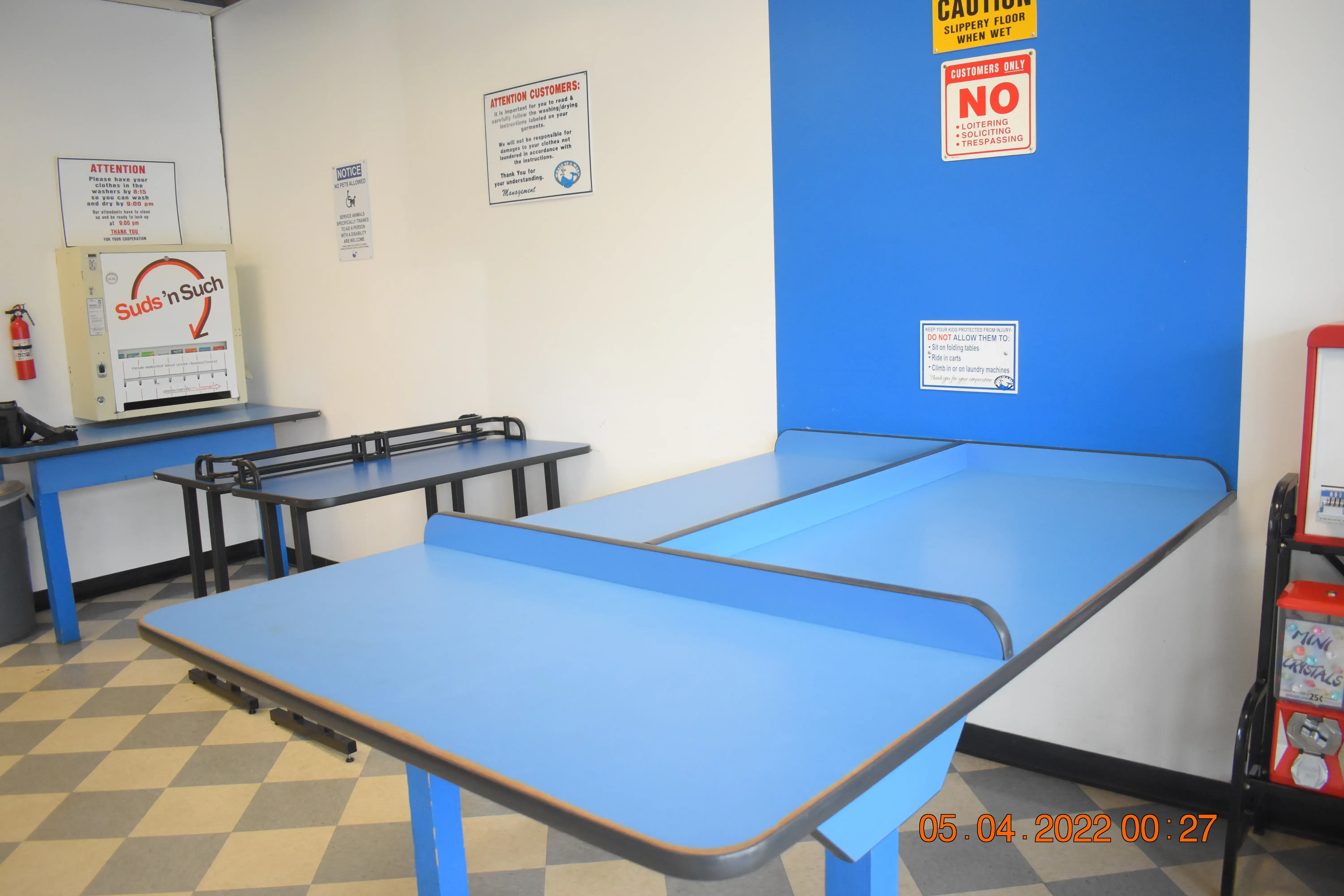 Whale of a Wash Laundromat - Image 7