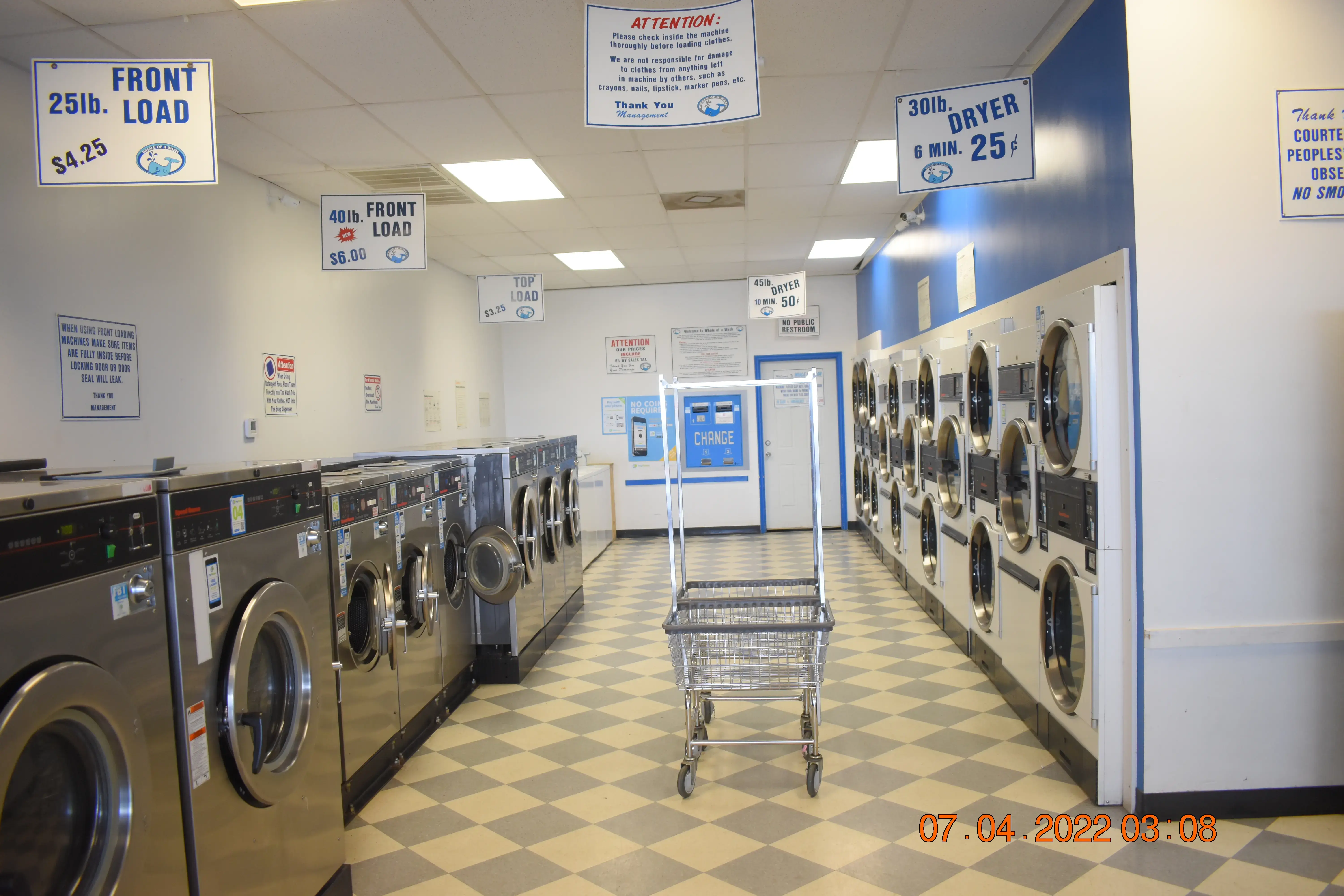 Whale of a Wash Laundromat thumbnail 4