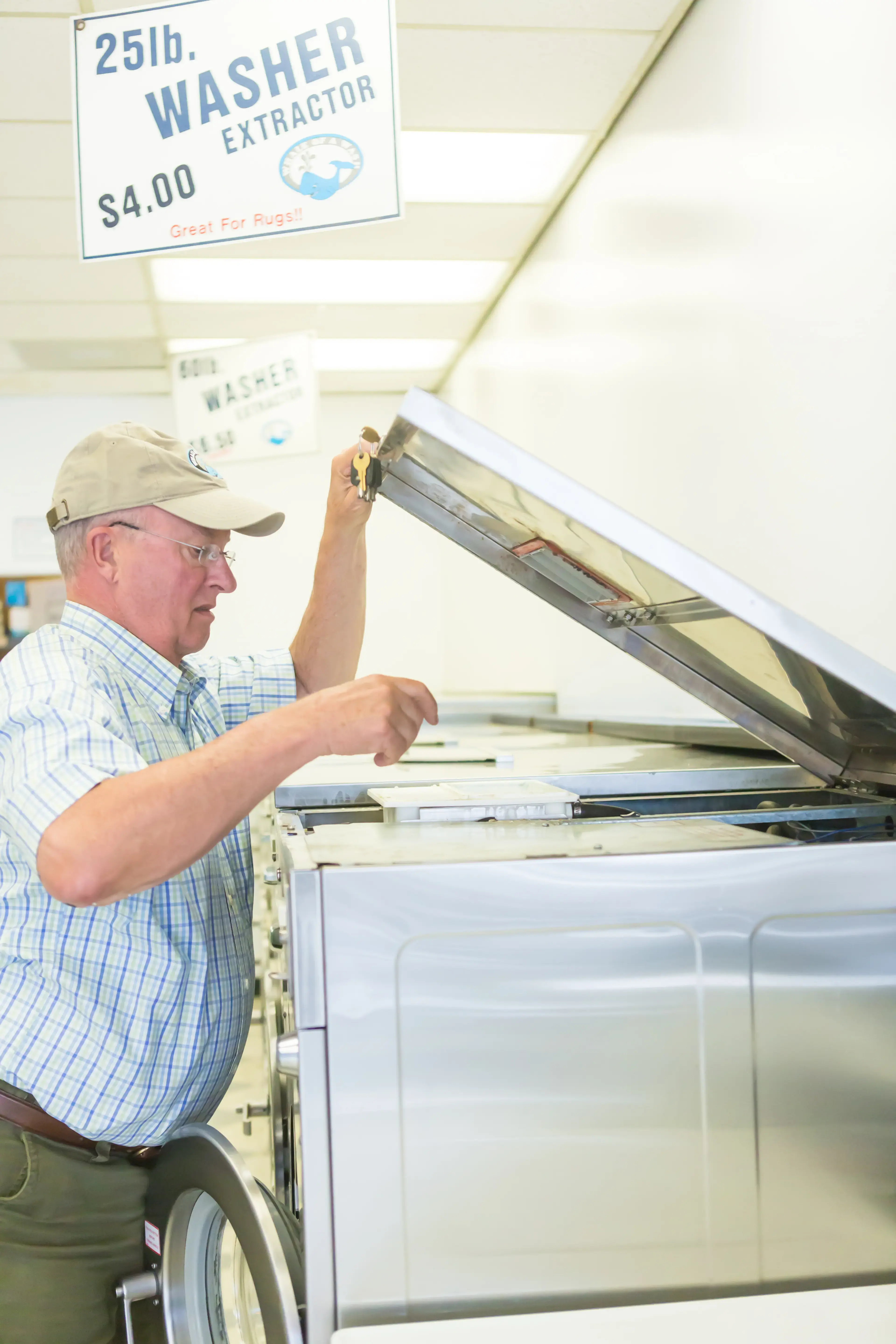 Whale of a Wash Laundromat thumbnail 9
