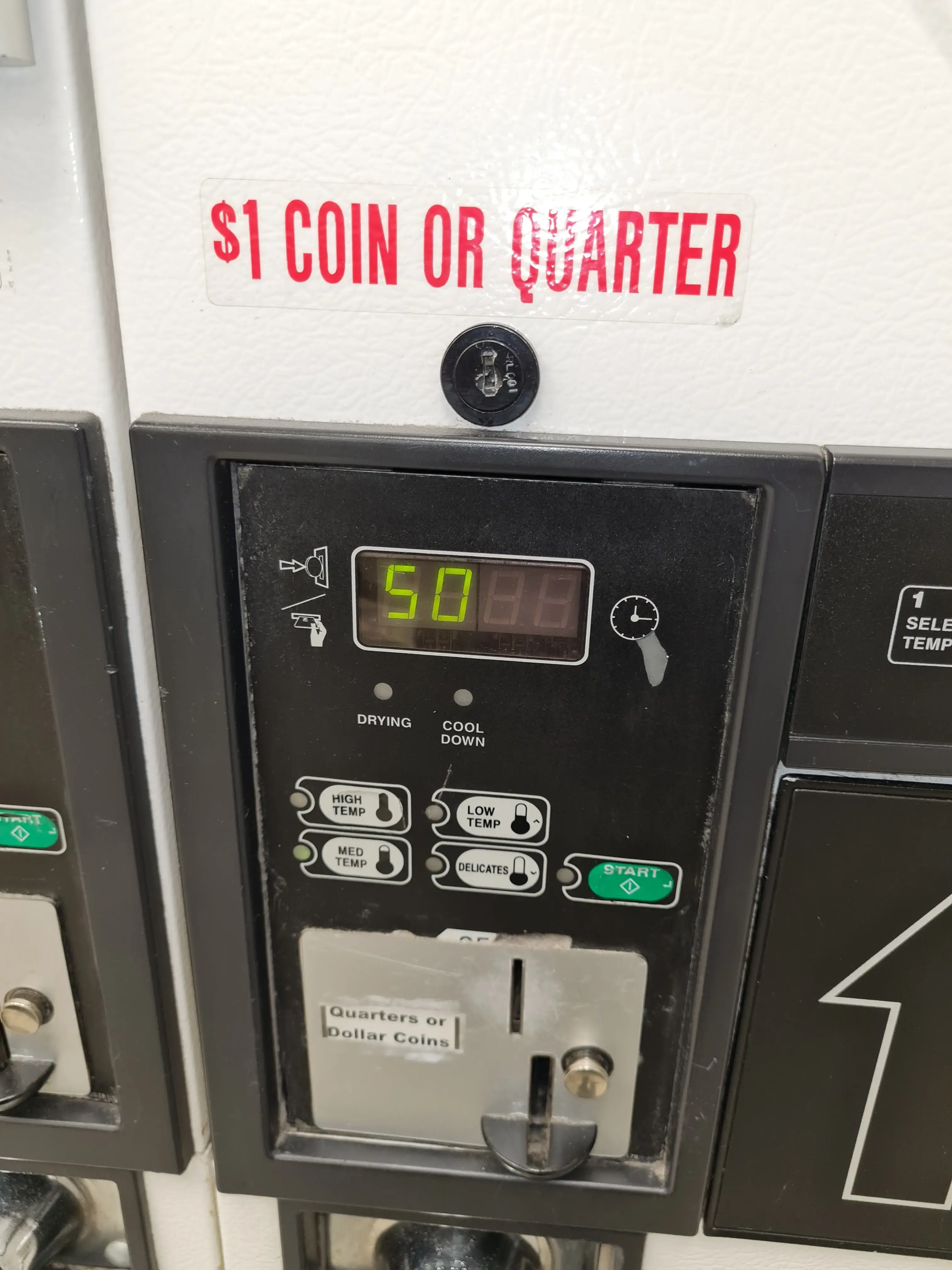 Whale of a Wash Laundromat thumbnail 12