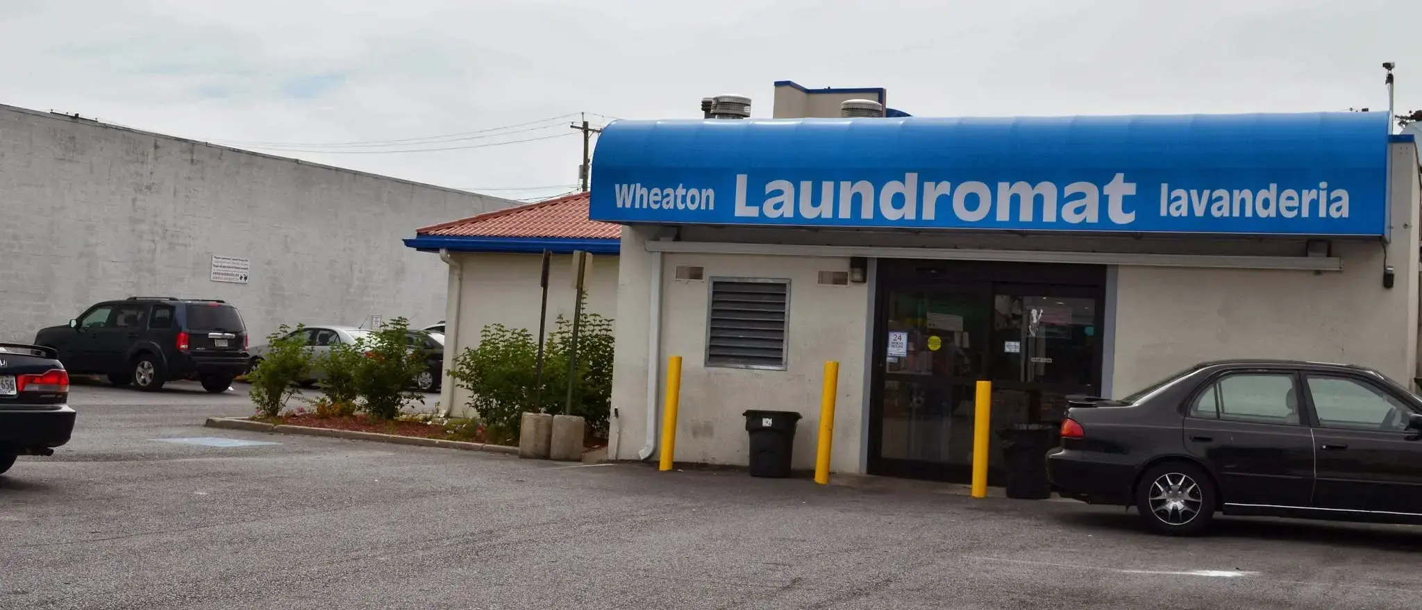 Wheaton Laundromat thumbnail 3