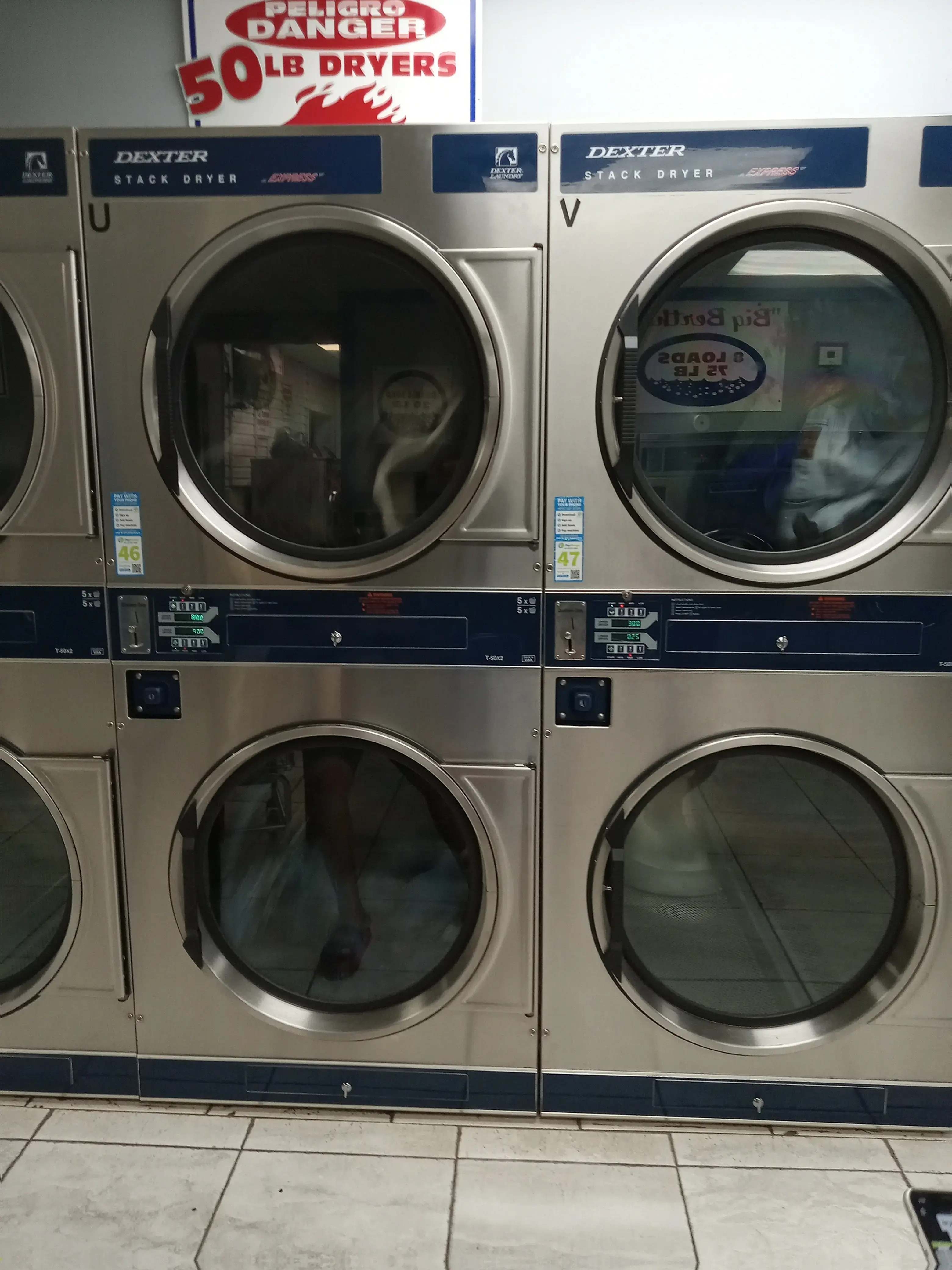 Wheeler Street Coin Laundry - Image 4
