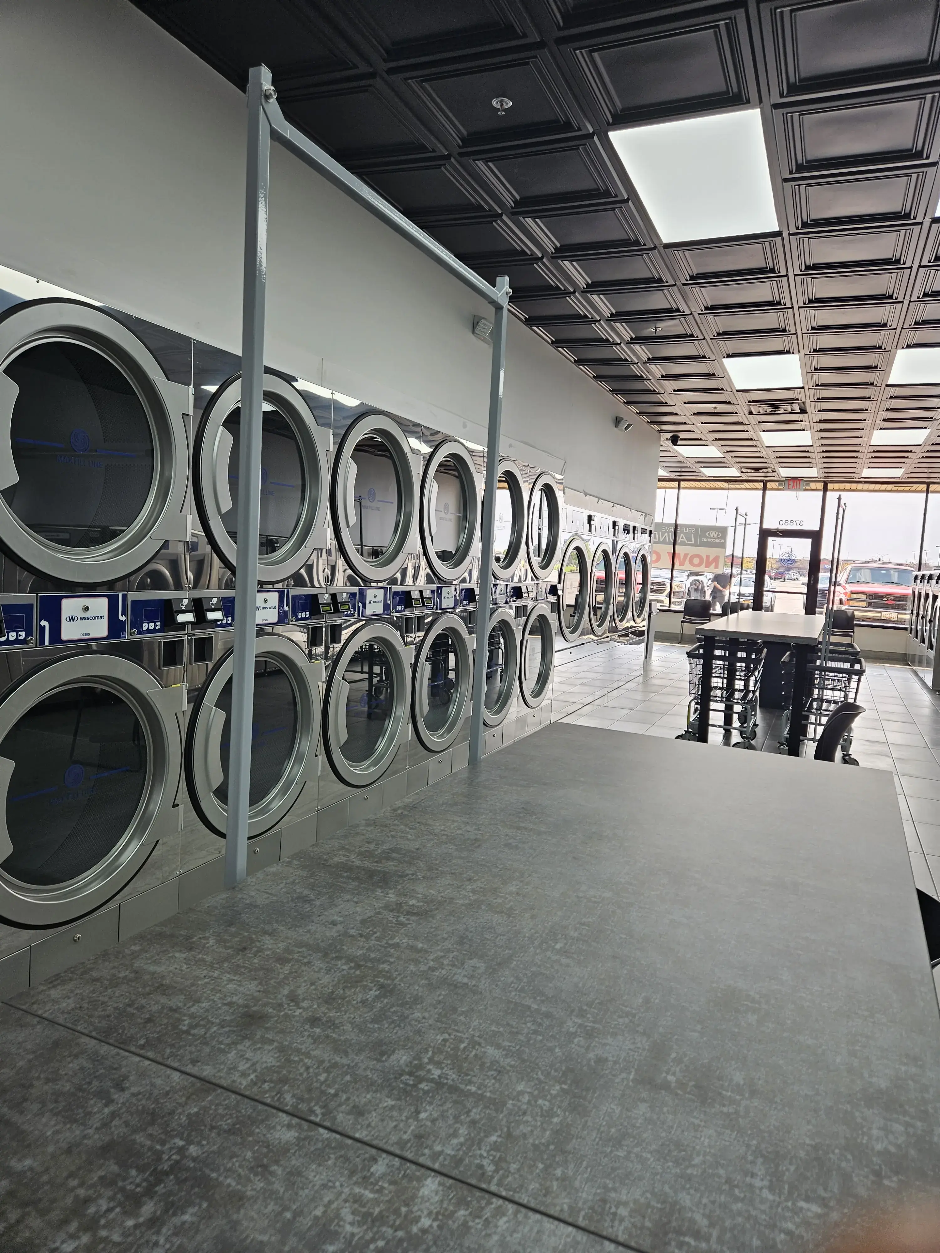 Whirlwind Laundry Center thumbnail 10