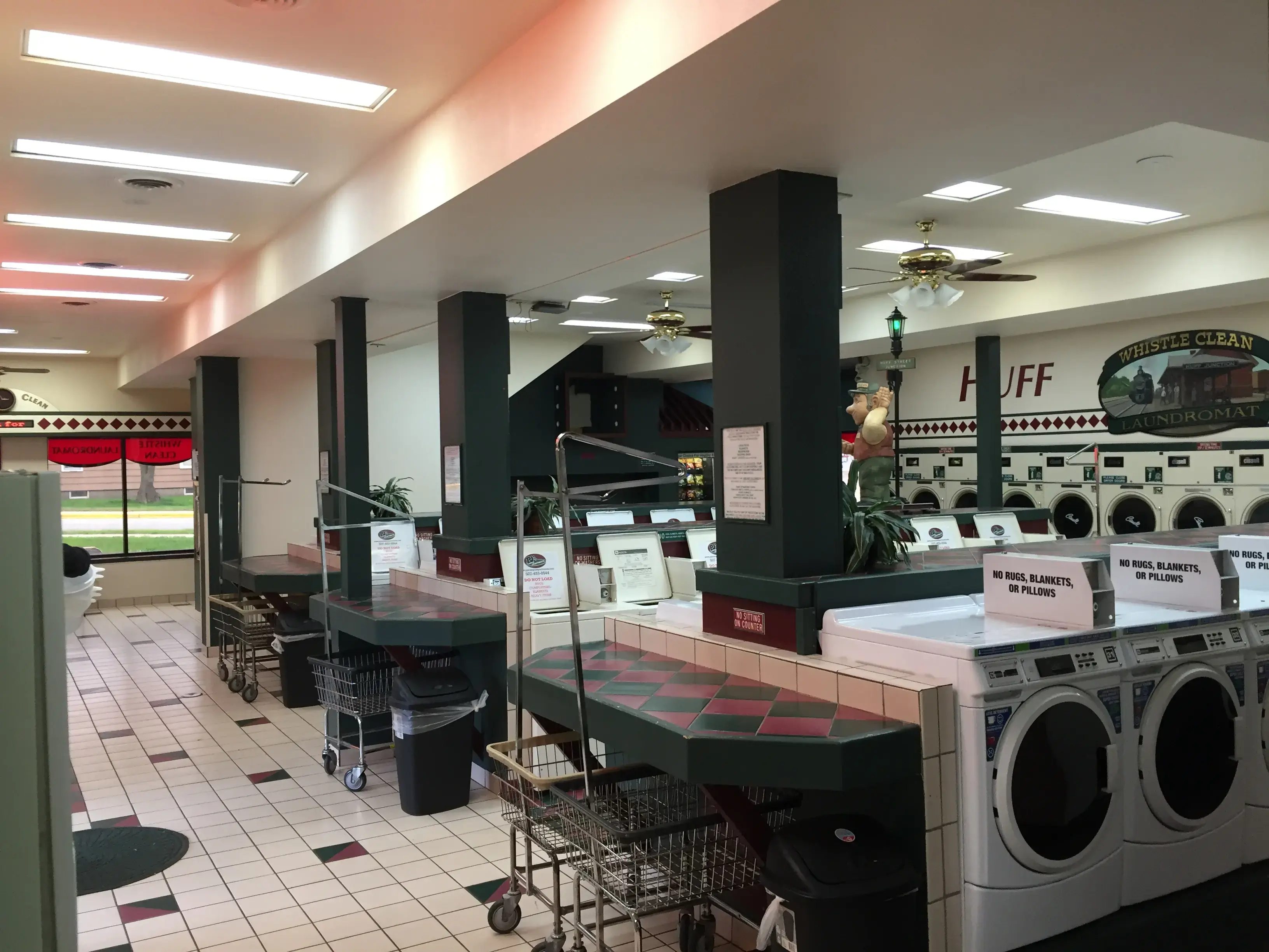 Whistle Clean Laundromat thumbnail 9