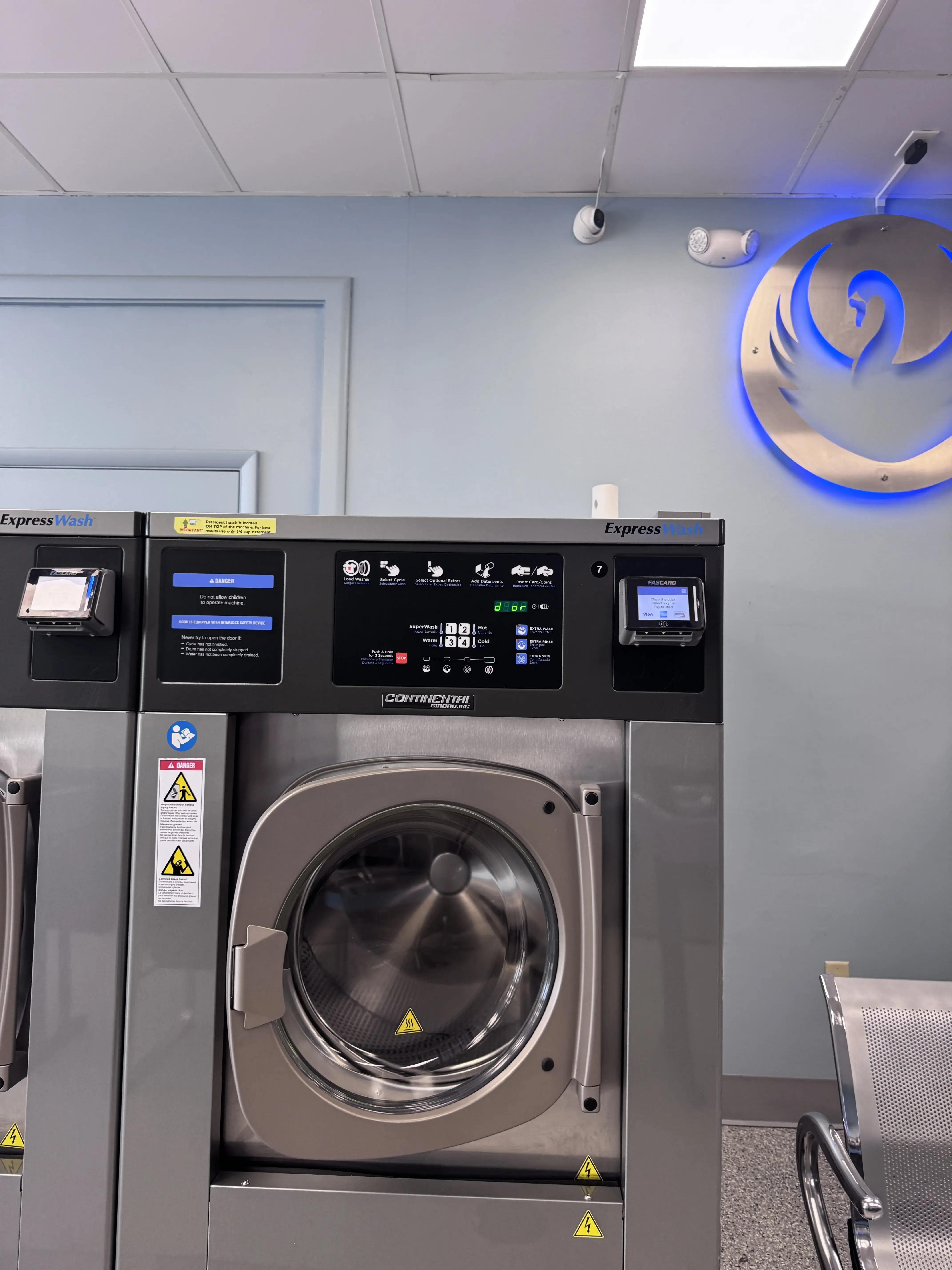White Swan Laundromat thumbnail 19