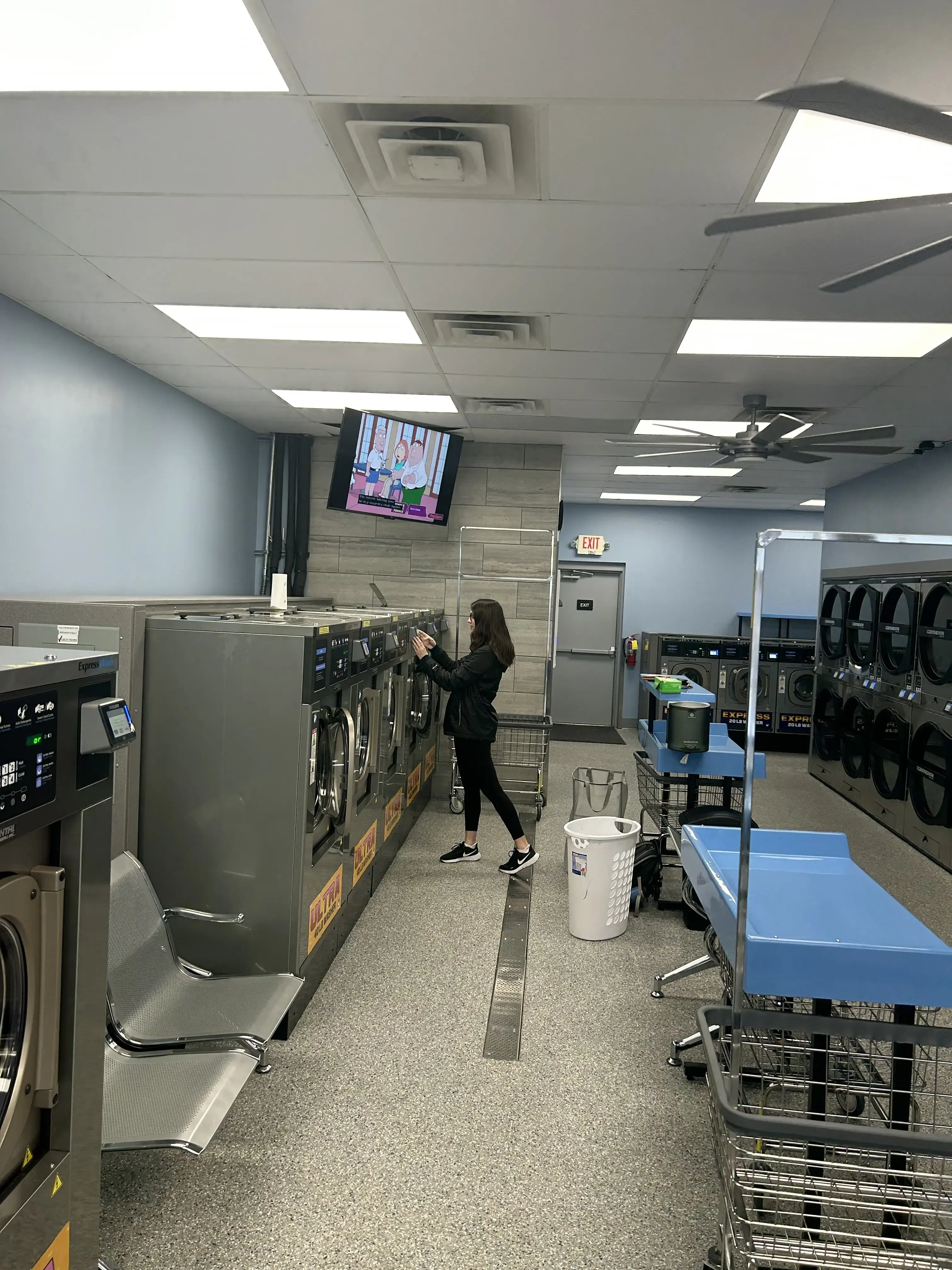 White Swan Laundromat thumbnail 12