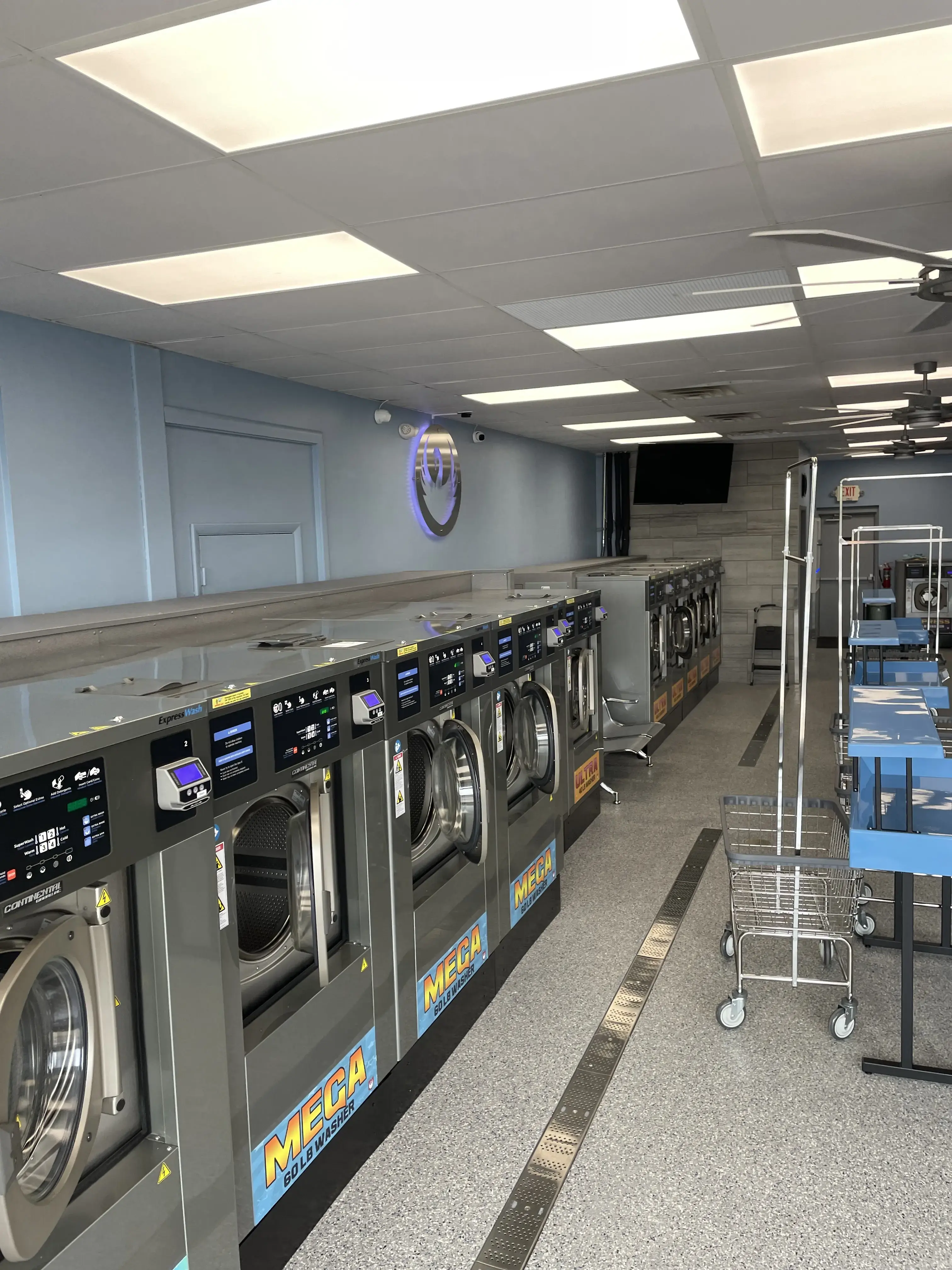 White Swan Laundromat - Image 4