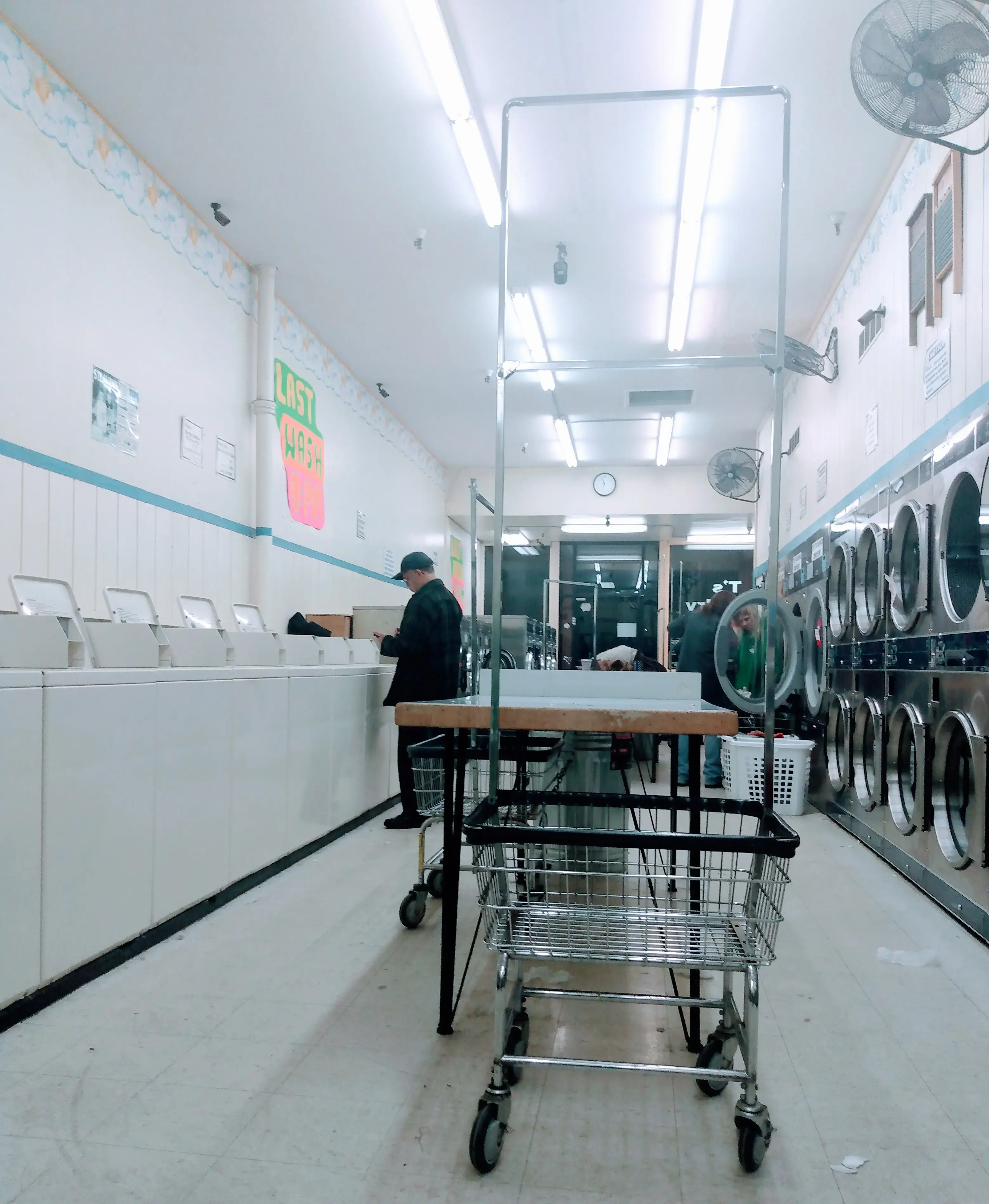White Water Laundry - Image 3