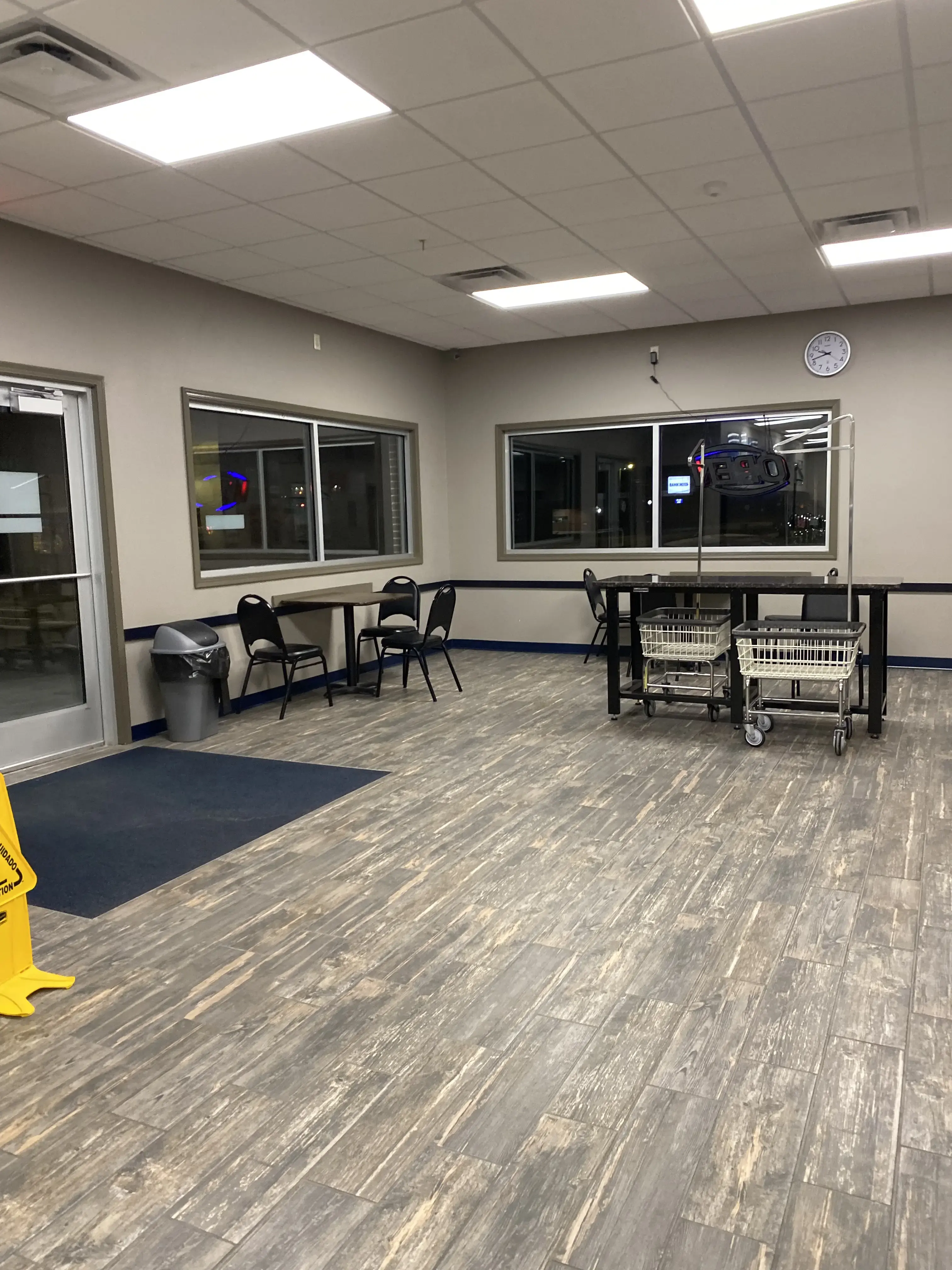 WhiteWater Laundromat - Image 2