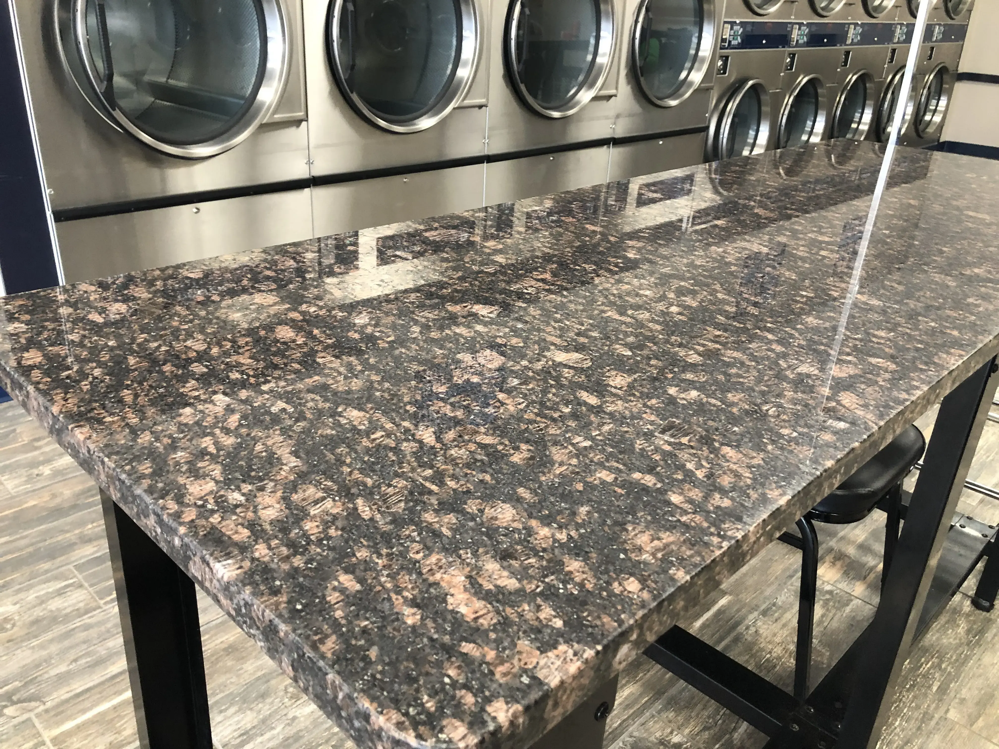 WhiteWater Laundromat - Image 7