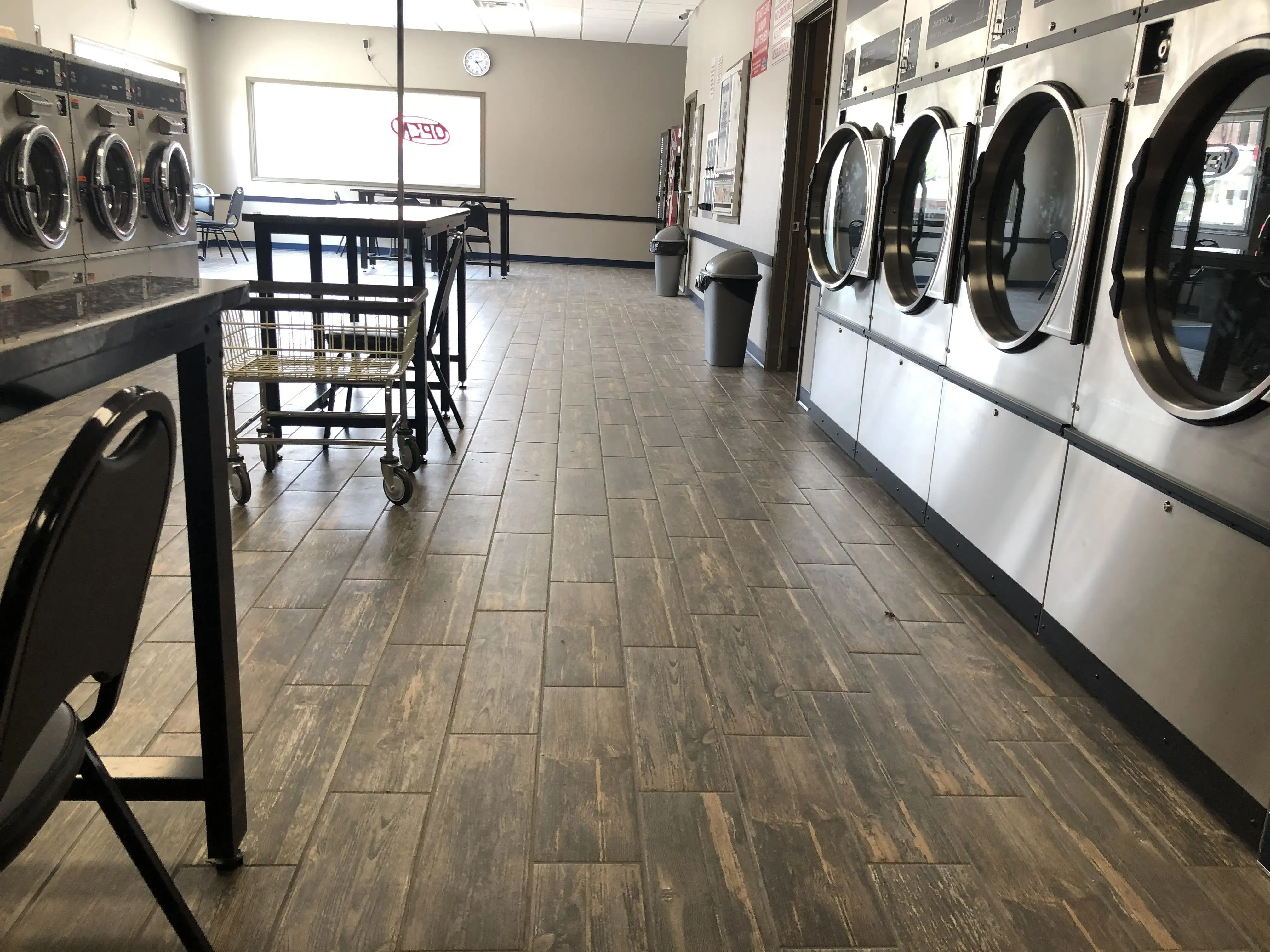 WhiteWater Laundromat - Image 18