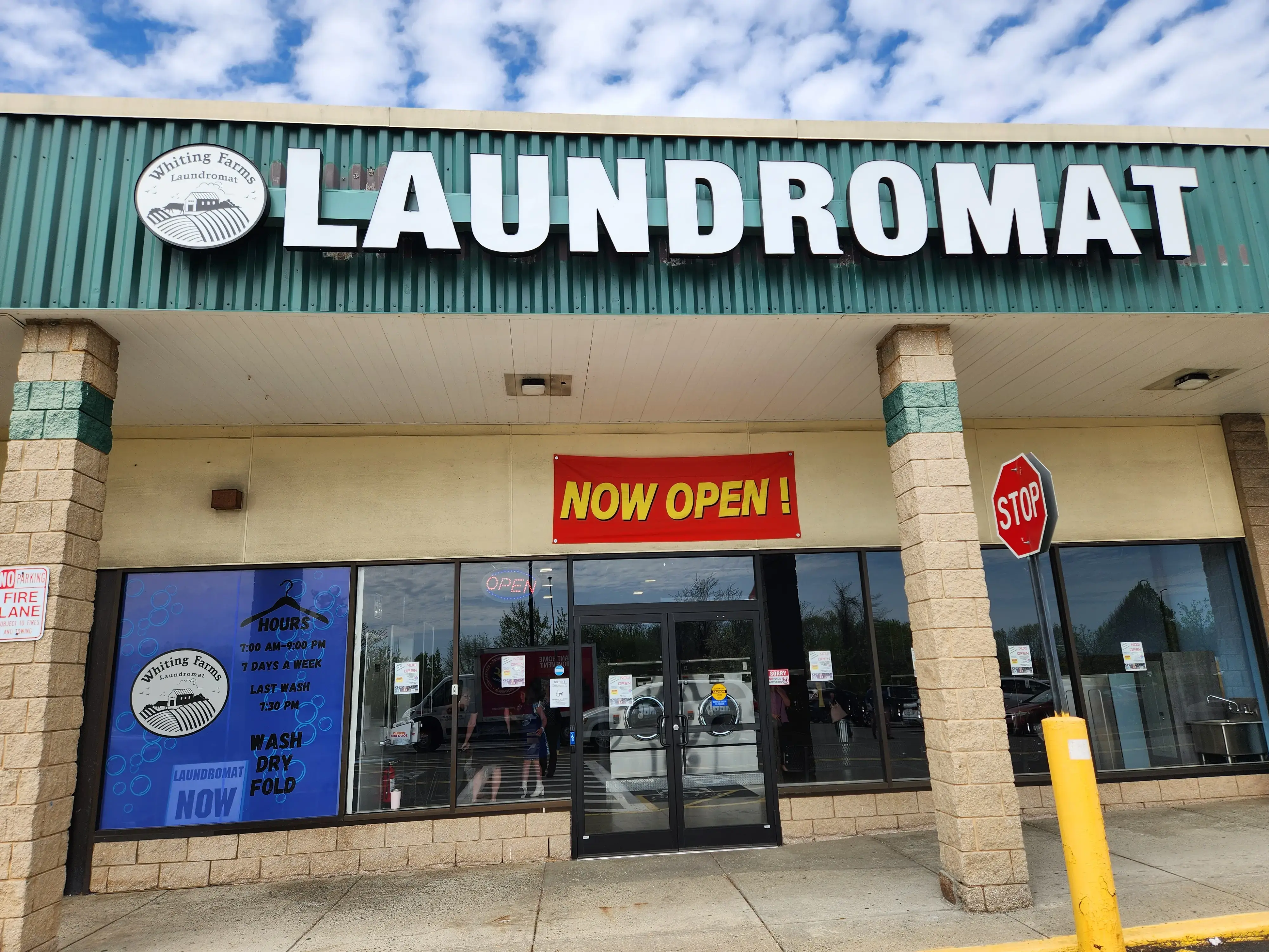 Whiting Farms Laundromat thumbnail 2