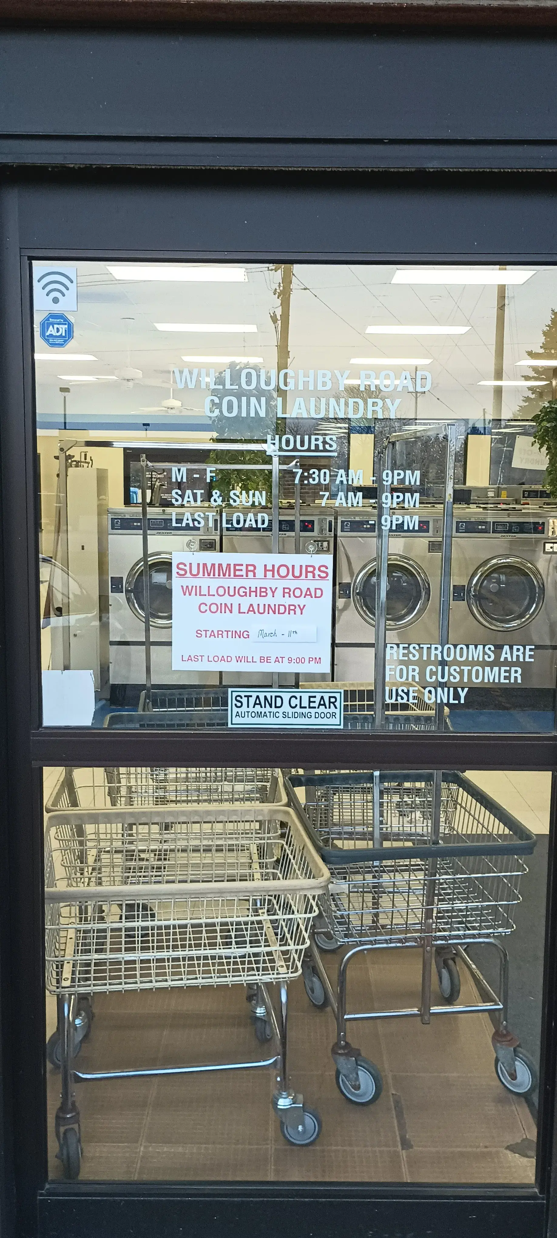 Willoughby Road Coin Laundry thumbnail 7