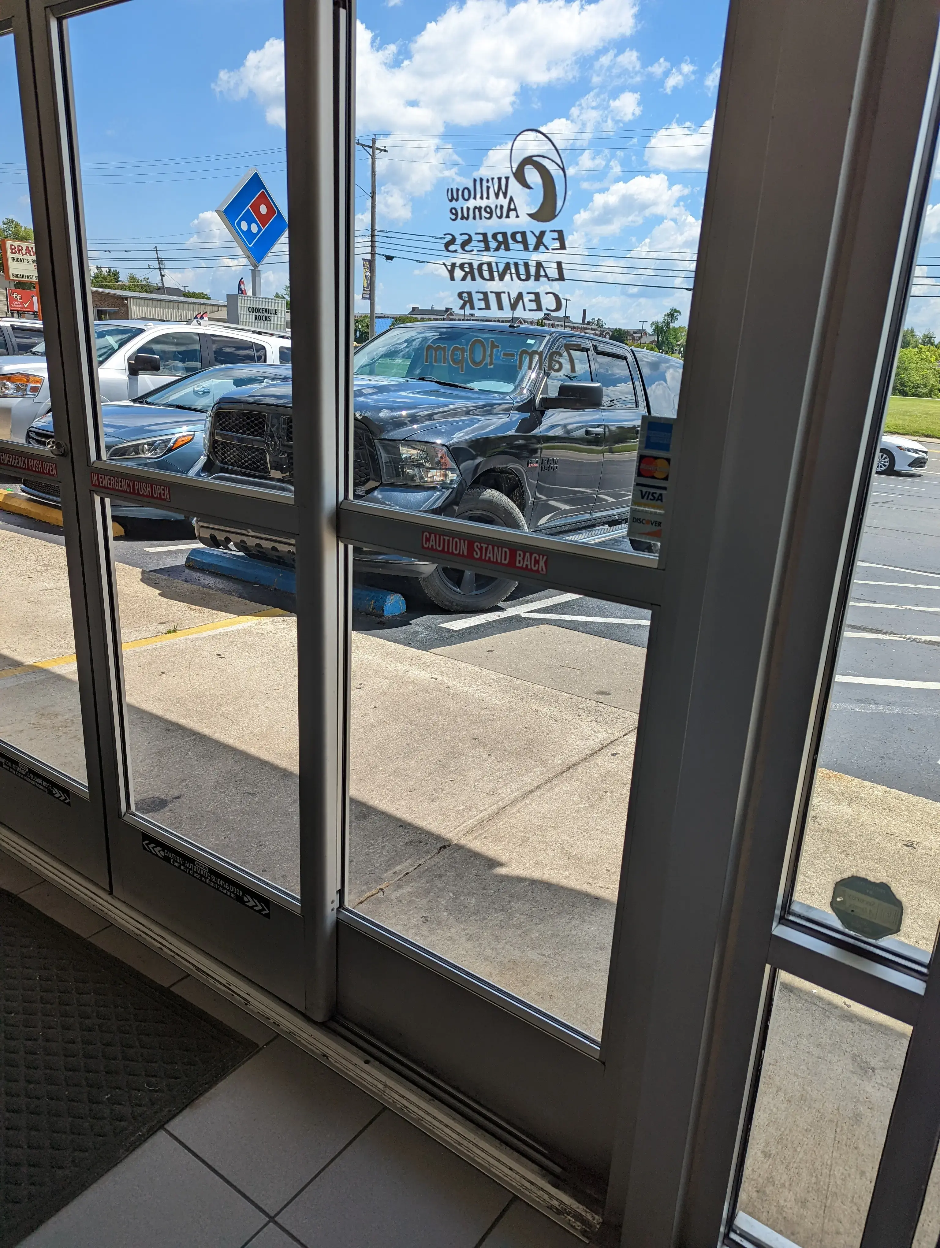 Willow Avenue Express Laundry Center thumbnail 10