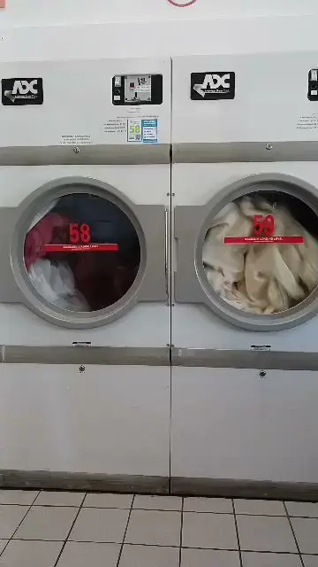Willow Creek Laundromat - Image 10