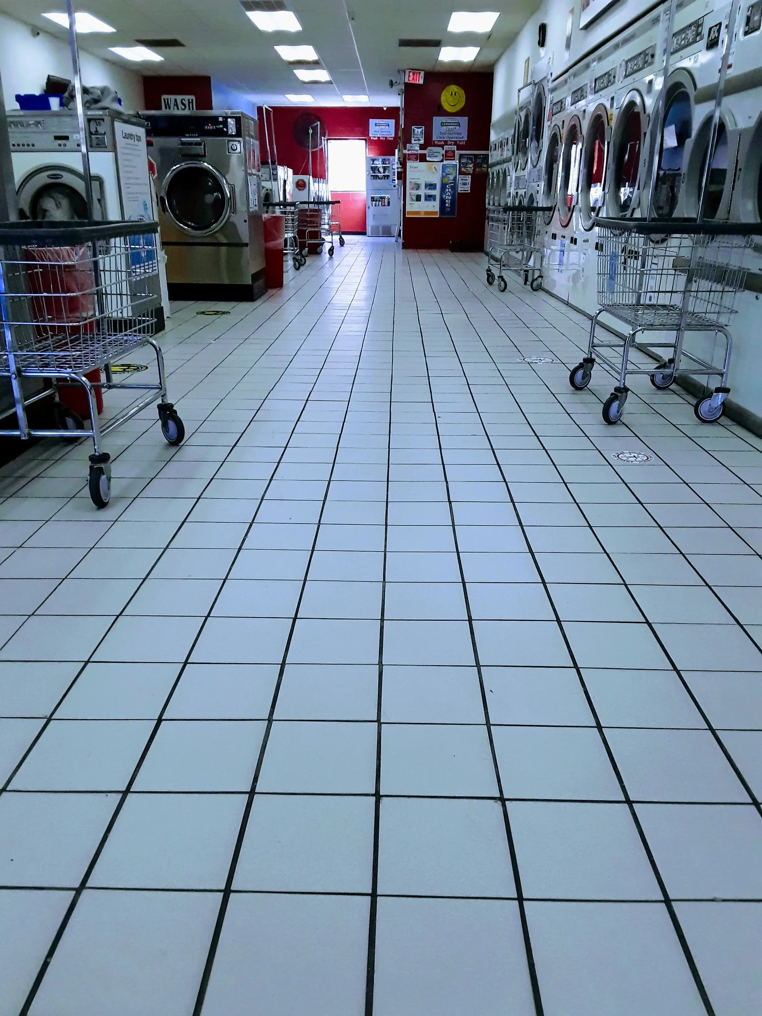 Willow Creek Laundromat thumbnail 15