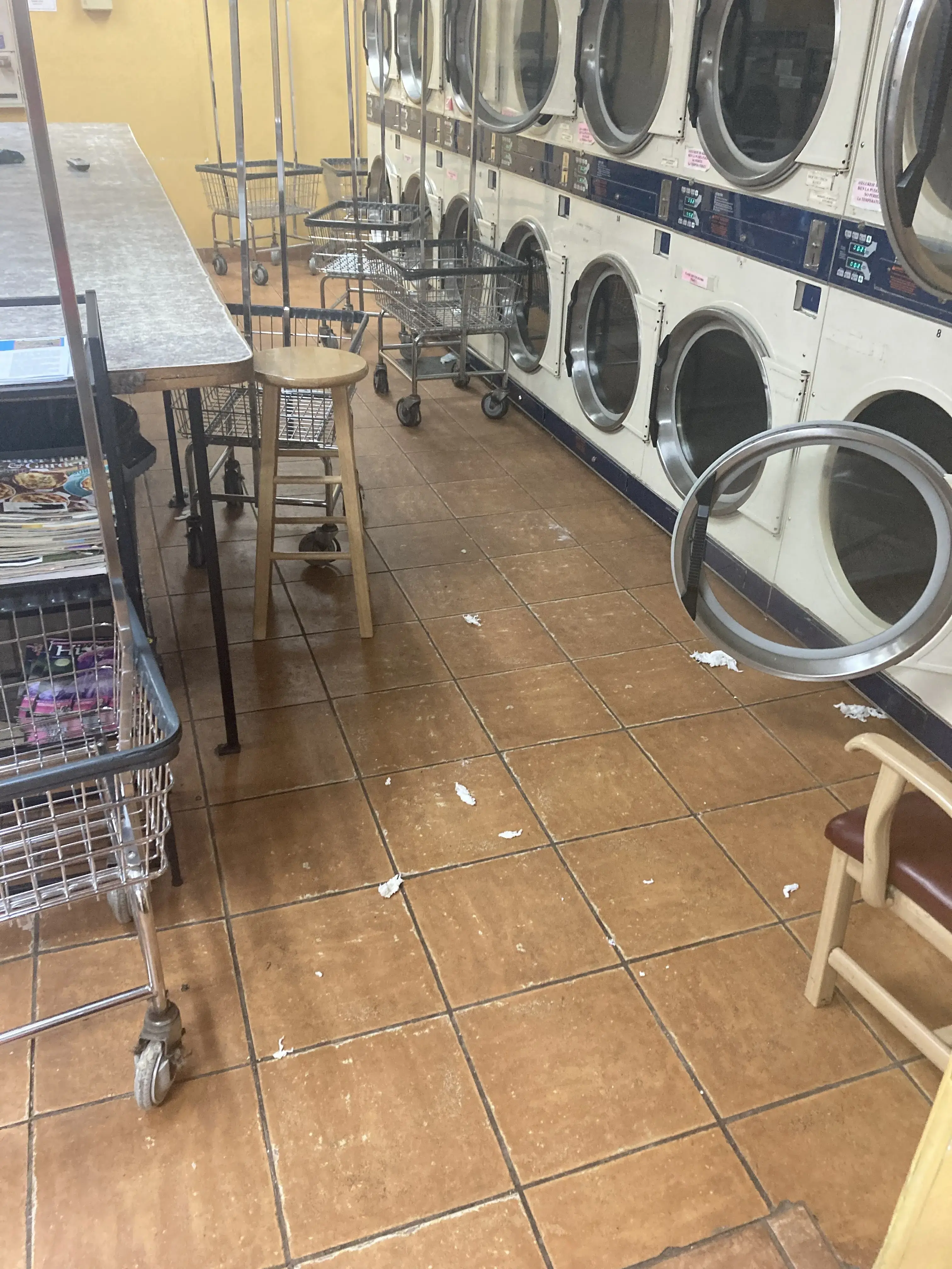 Willow Run Laundromat thumbnail 6