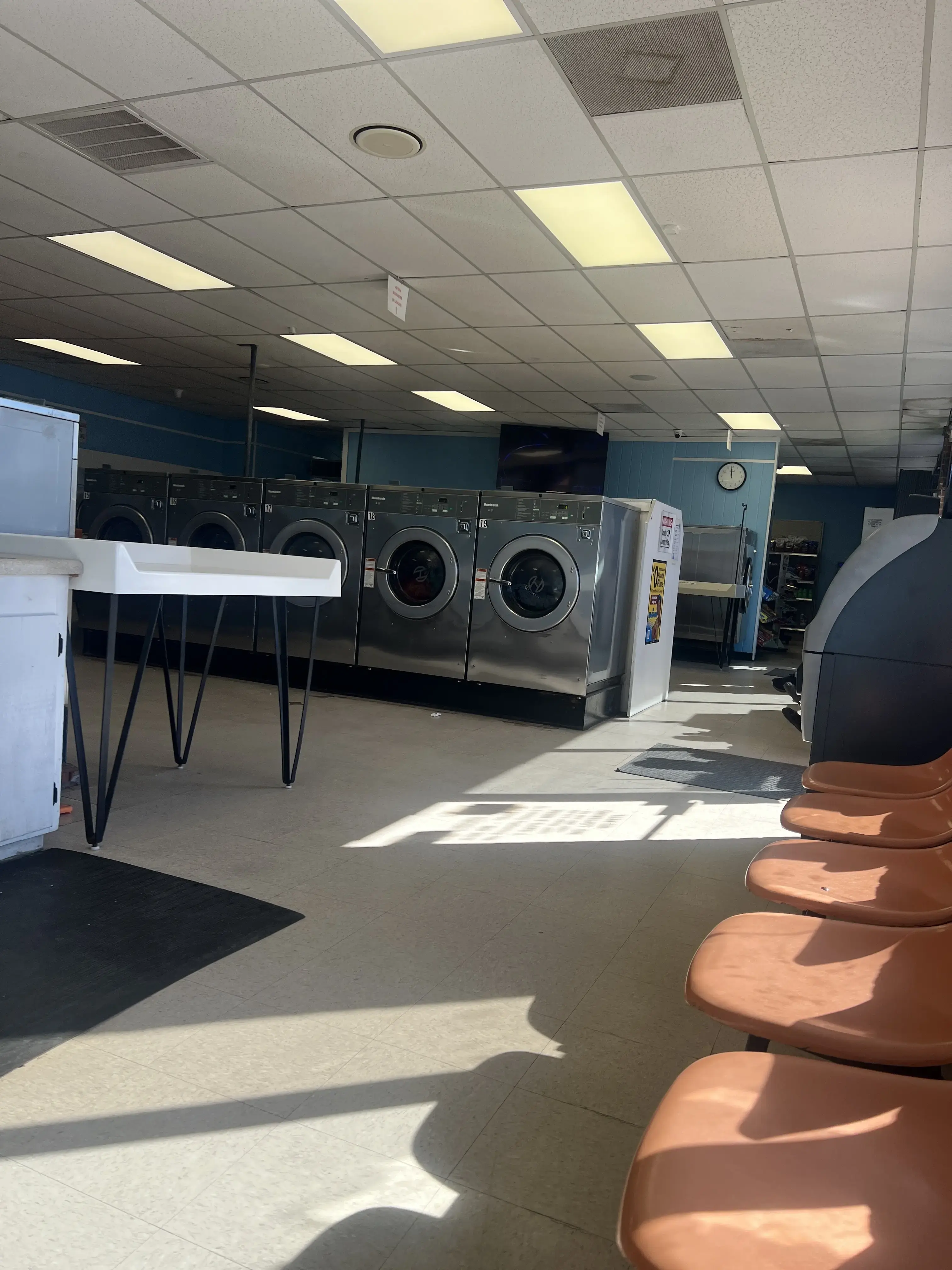Willowbrook Laundry Services - Image 8