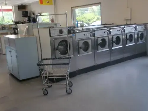 Wilson Laundry Land Laundromat thumbnail 4