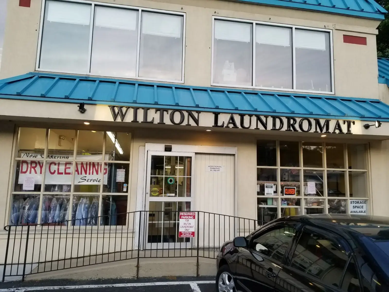 Wilton Laundromats thumbnail 10