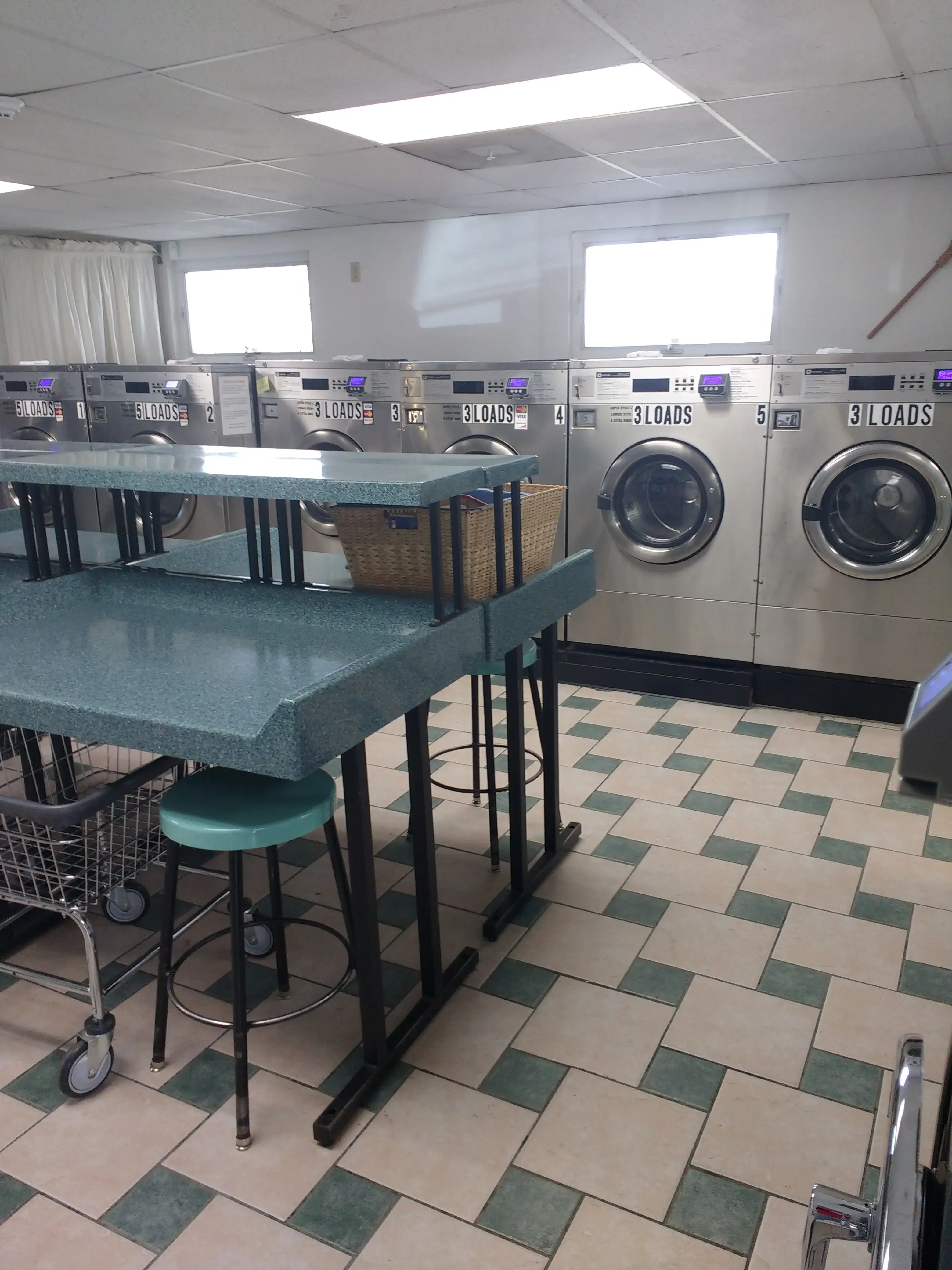 Wind Gap Laundry and Tanning thumbnail 20