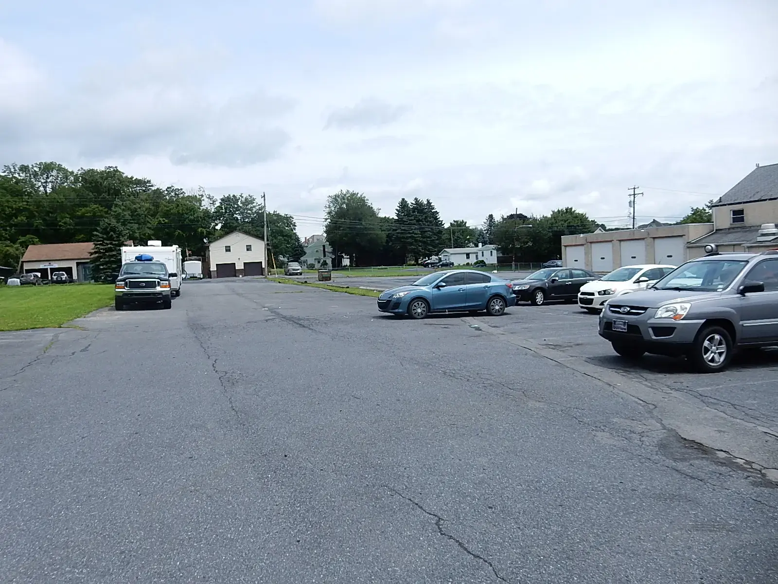 Wind Gap Laundry and Tanning thumbnail 8