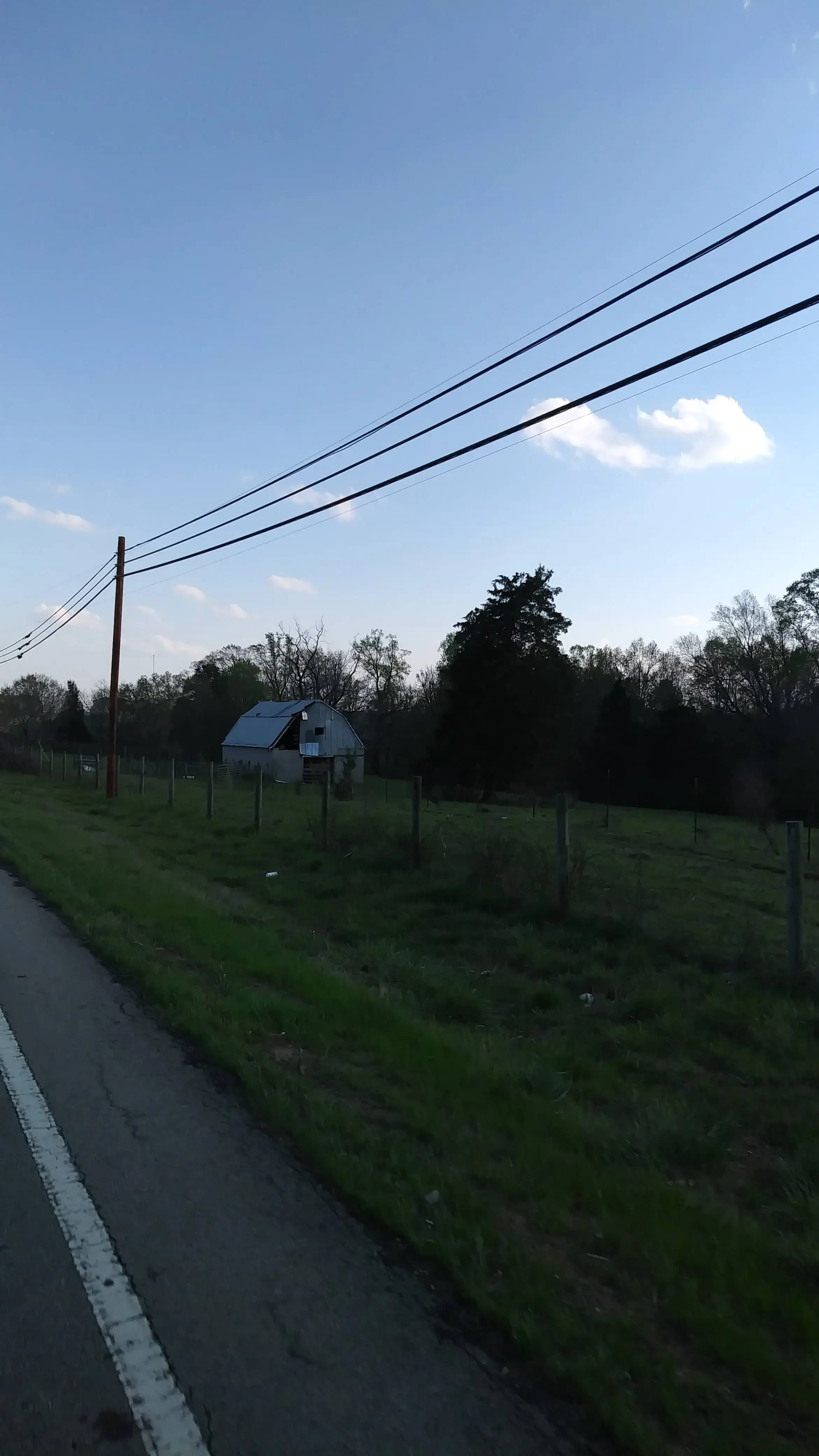 Winder Coin Laundromat - Image 8