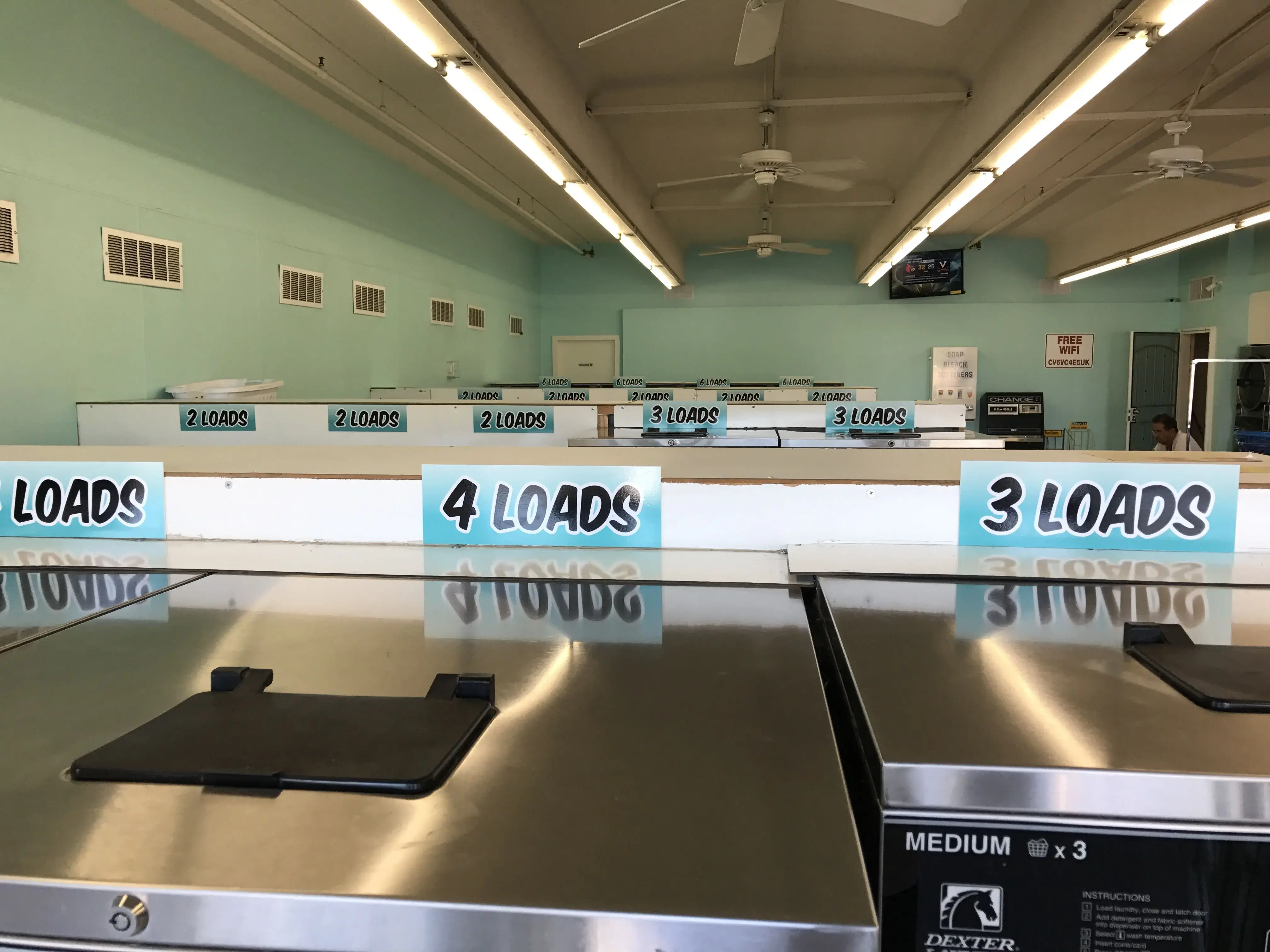 Wingfoot Laundromat thumbnail 19
