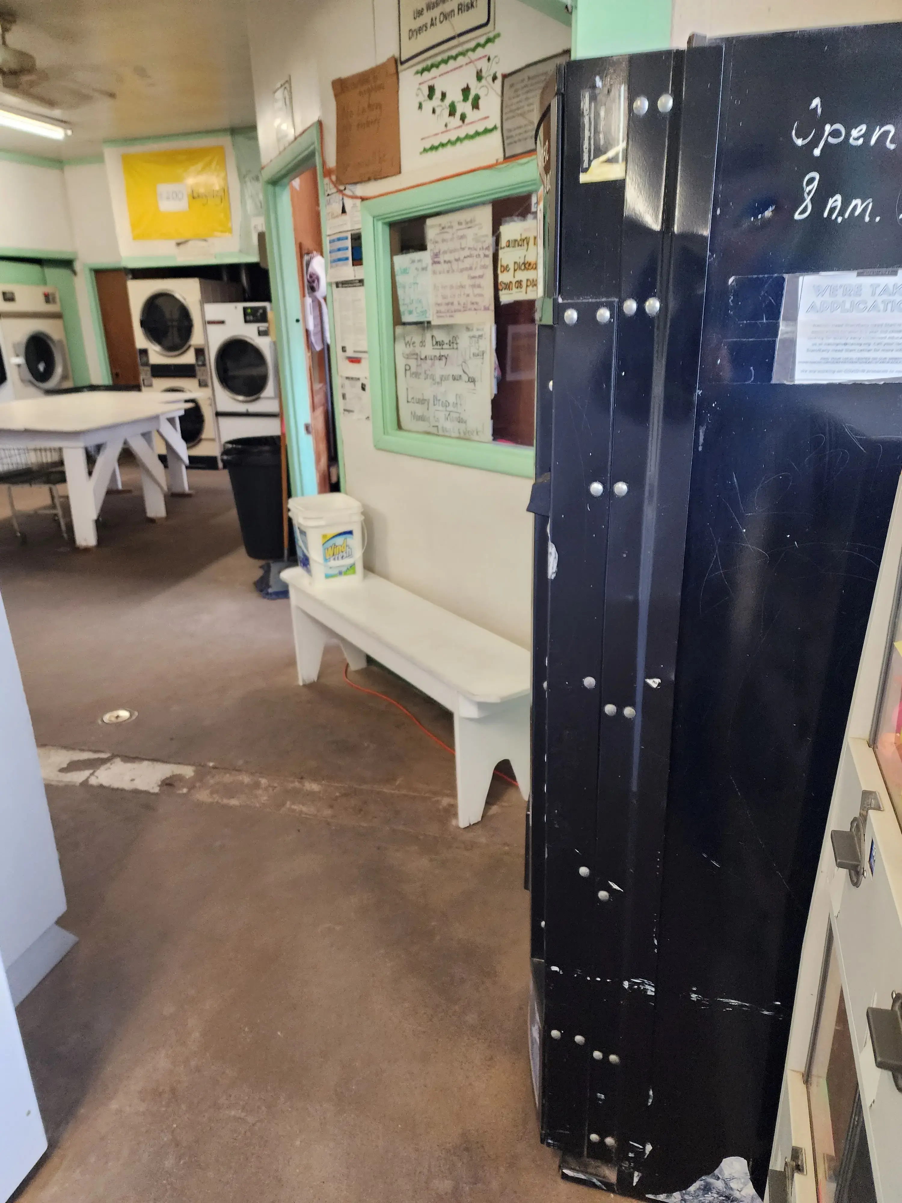 Winslow Laundry Center thumbnail 9