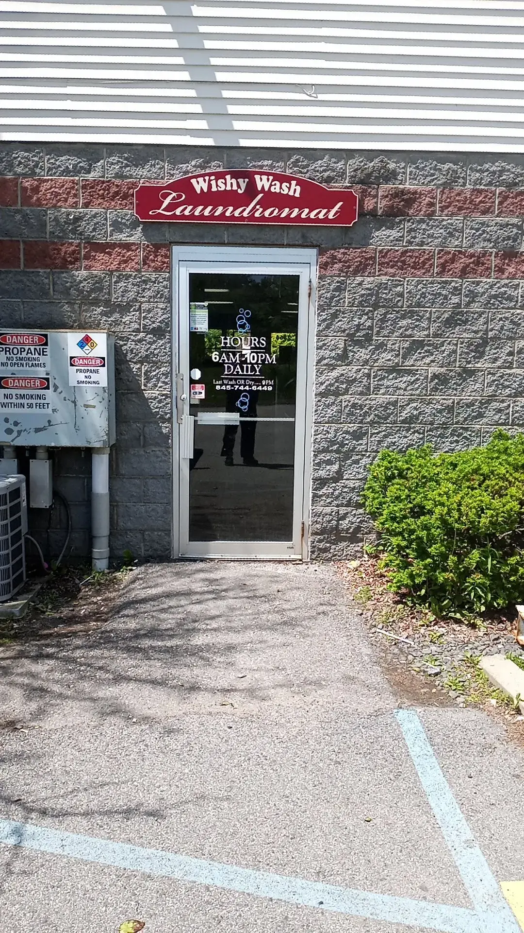 Wishy Wash Laundromat thumbnail 5