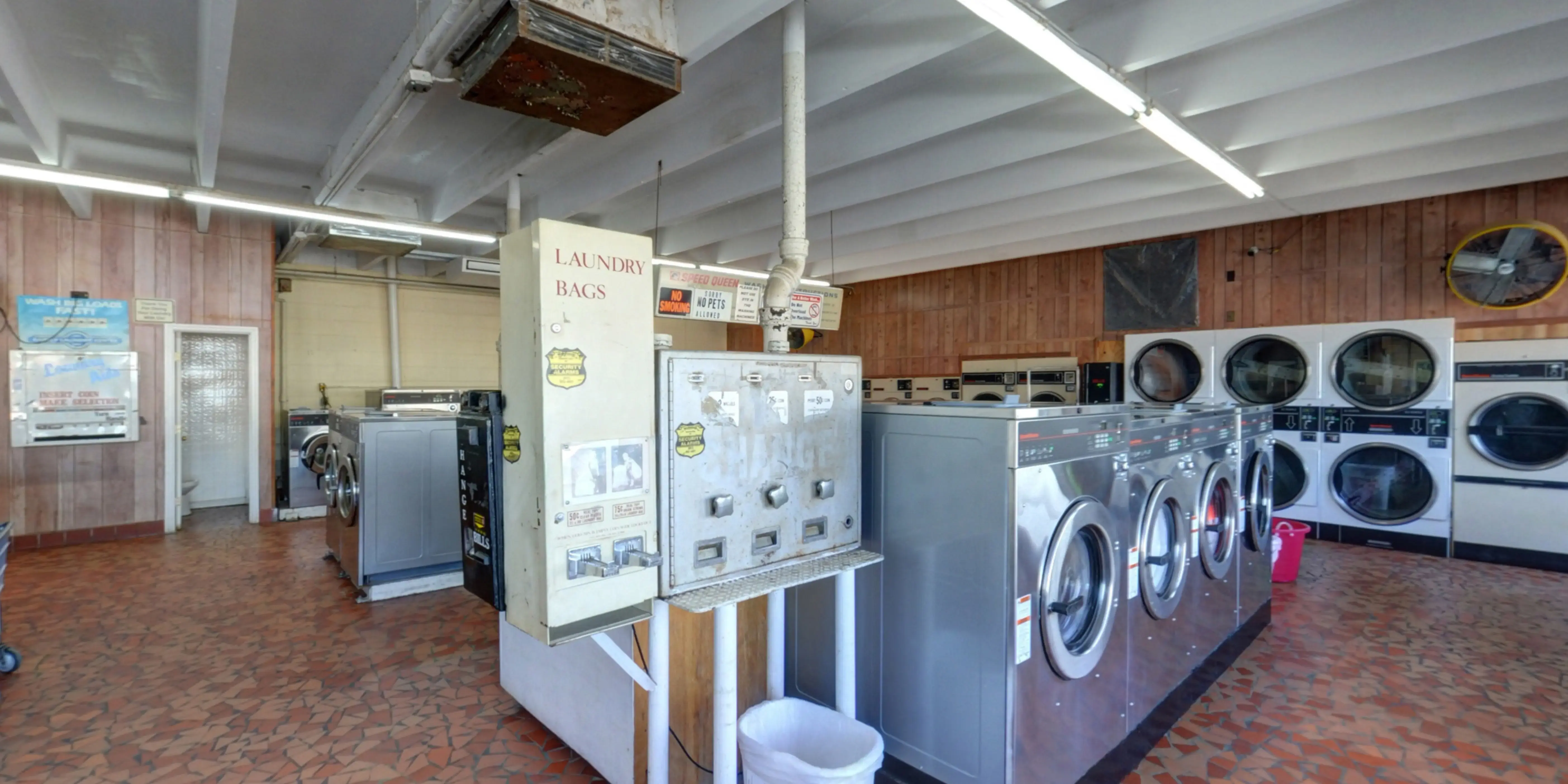 Wishy Washy - Lawrenceburg thumbnail 3