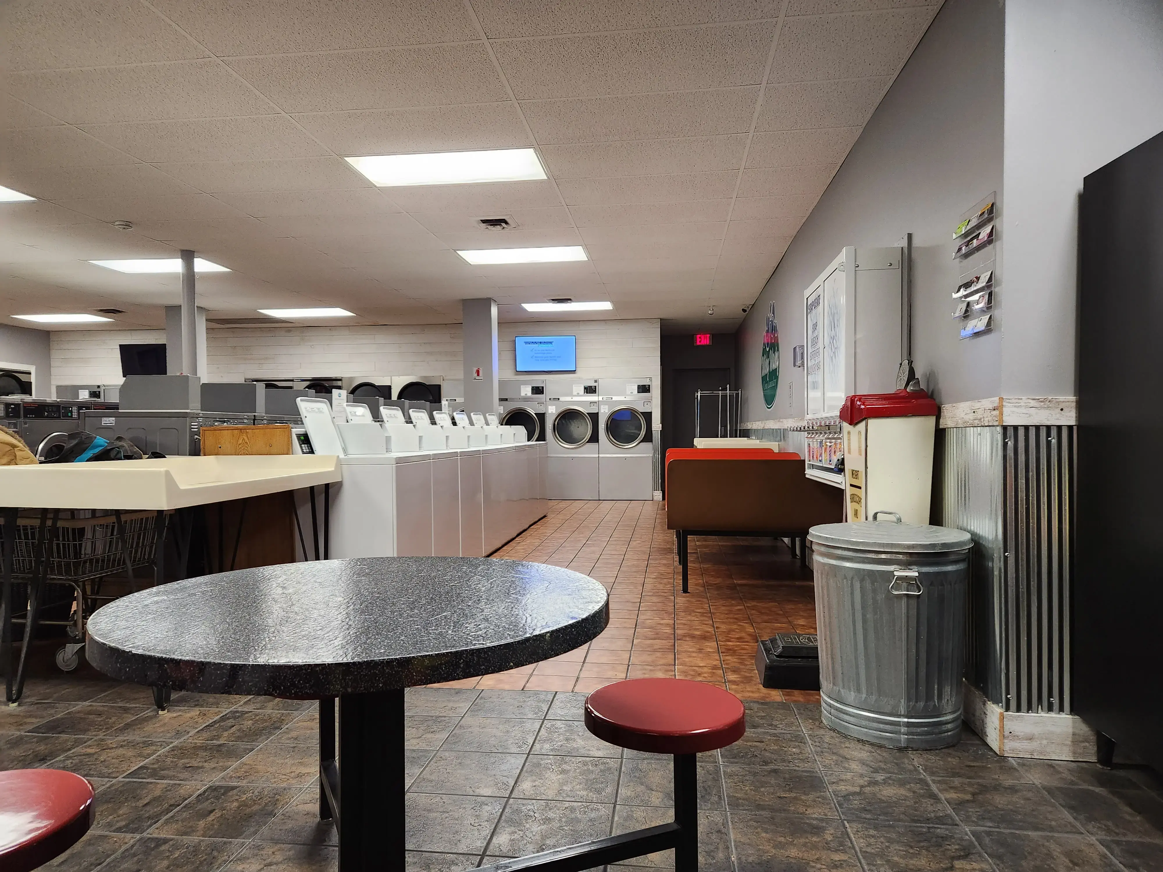 Wishy Washy Coin Laundry - Image 3