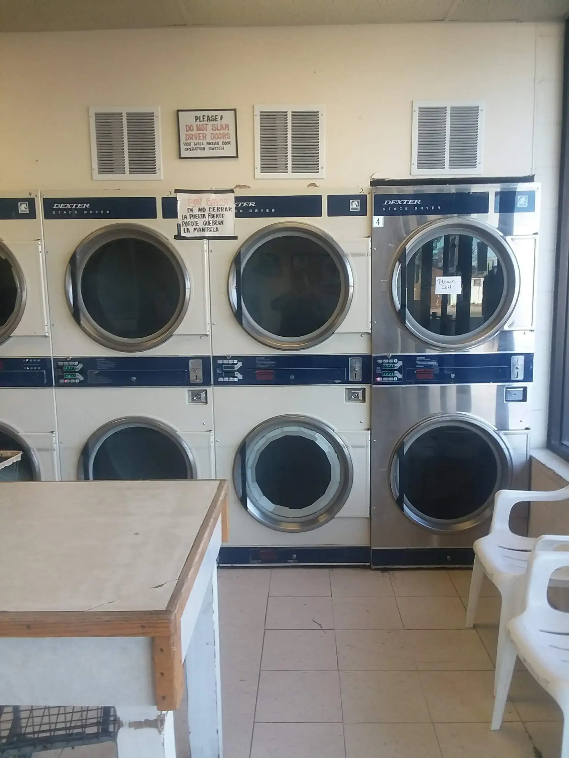 Wishy Washy Laundromat - Image 13