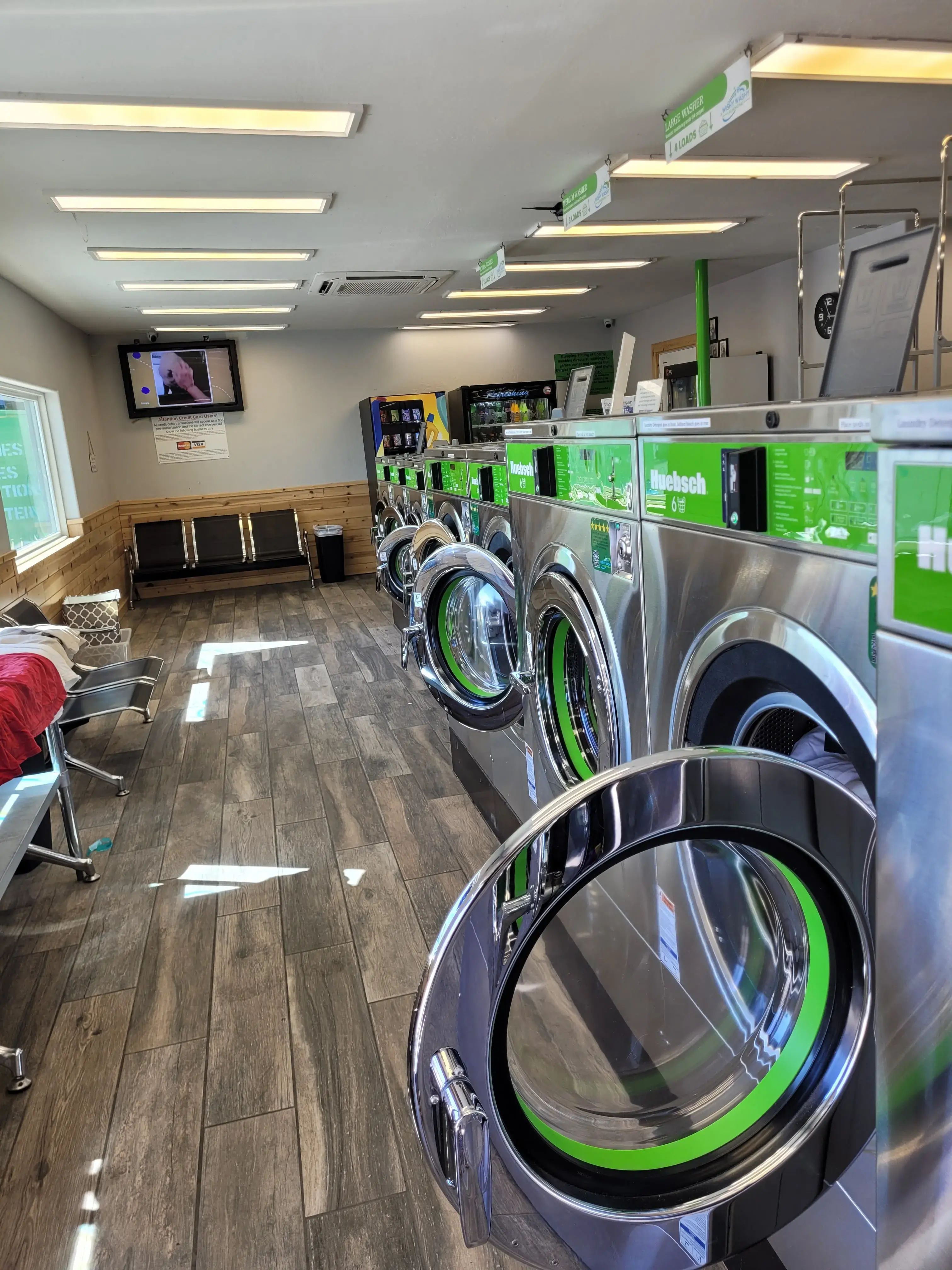 Wishy Washy Laundromat thumbnail 2
